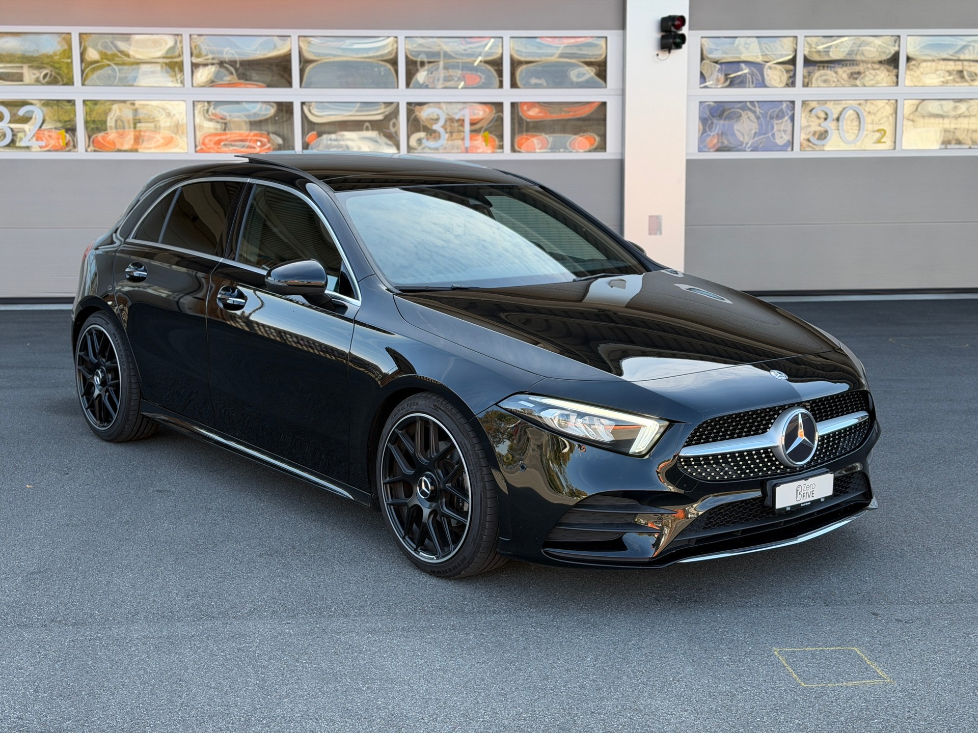 MERCEDES-BENZ A 200 AMG Line 7G-DCT-image-0