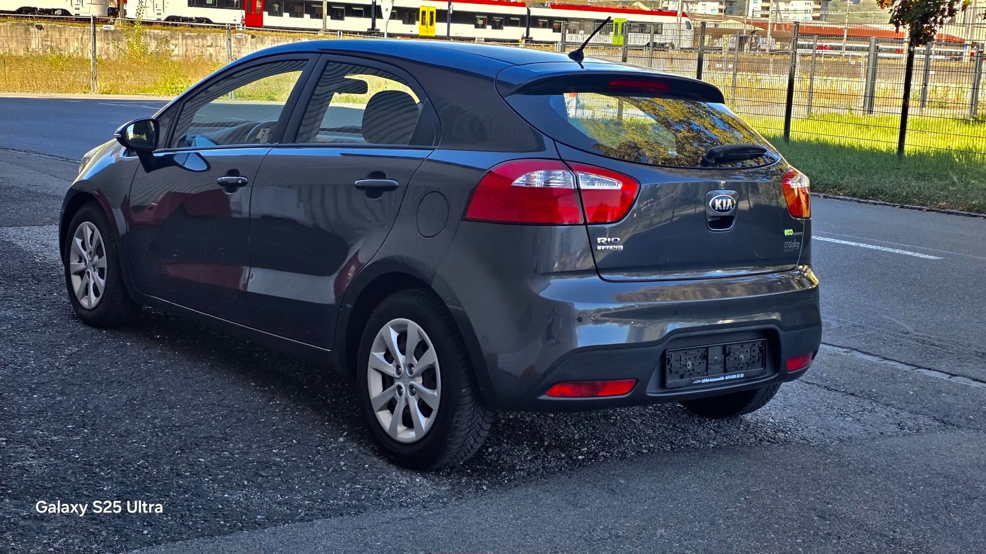 KIA Rio 1.4 CRDi Trend-image-3