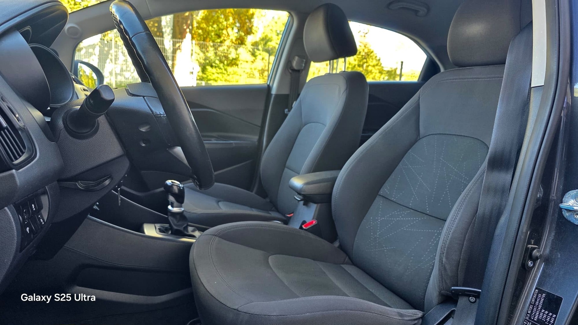 KIA Rio 1.4 CRDi Trend-image-10