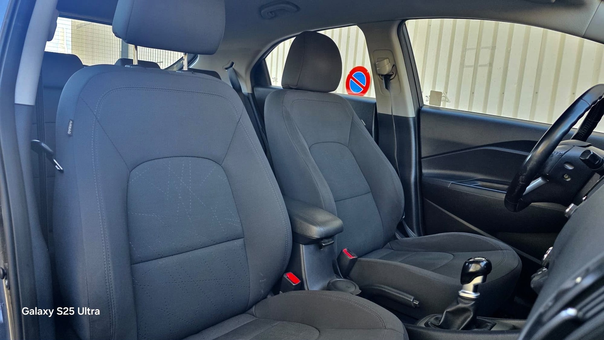 KIA Rio 1.4 CRDi Trend-image-9