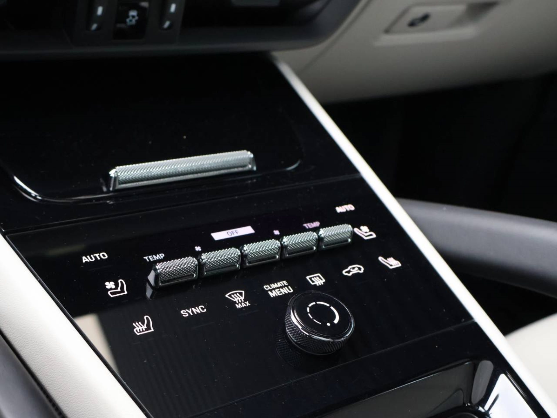 PORSCHE Cayenne S E-Hybrid Coupé-image-22