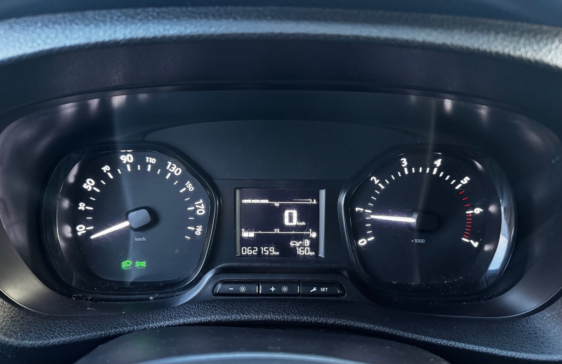 CITROEN Jumpy 1.5 BlueHDi 100 M Club-image-13