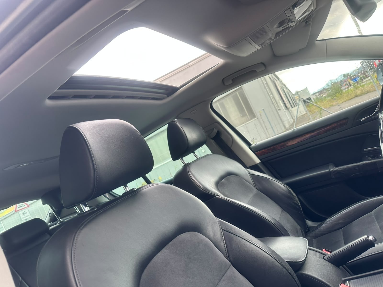 SKODA Superb 1.8 TSI Ambition 4x4-image-11