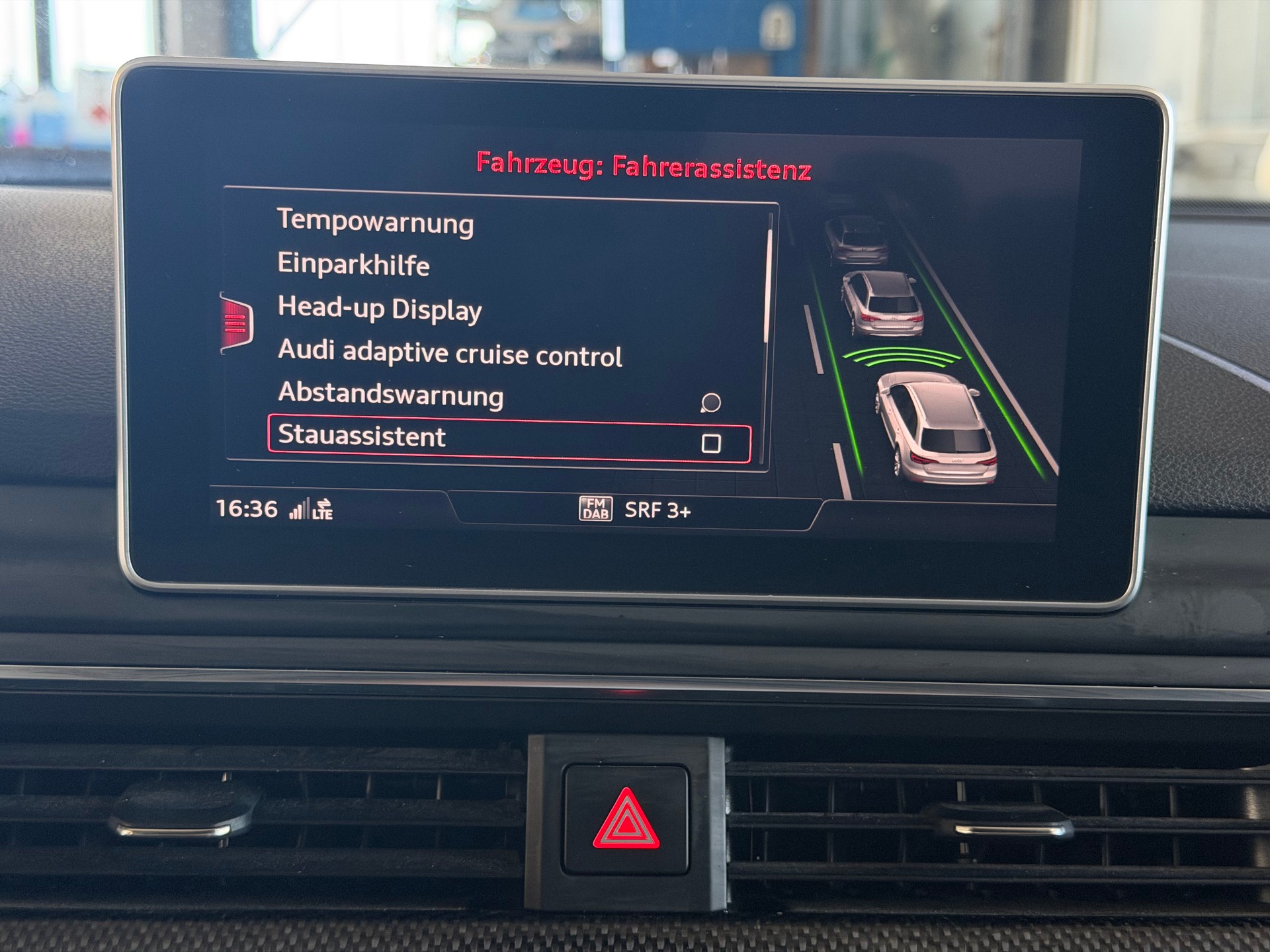 AUDI S4 Avant 3.0 TFSI quattro tiptronic | CH-Auto | Frisch MFK | Pano Dach | Bang & Olufsen | Matrix LED-image-17