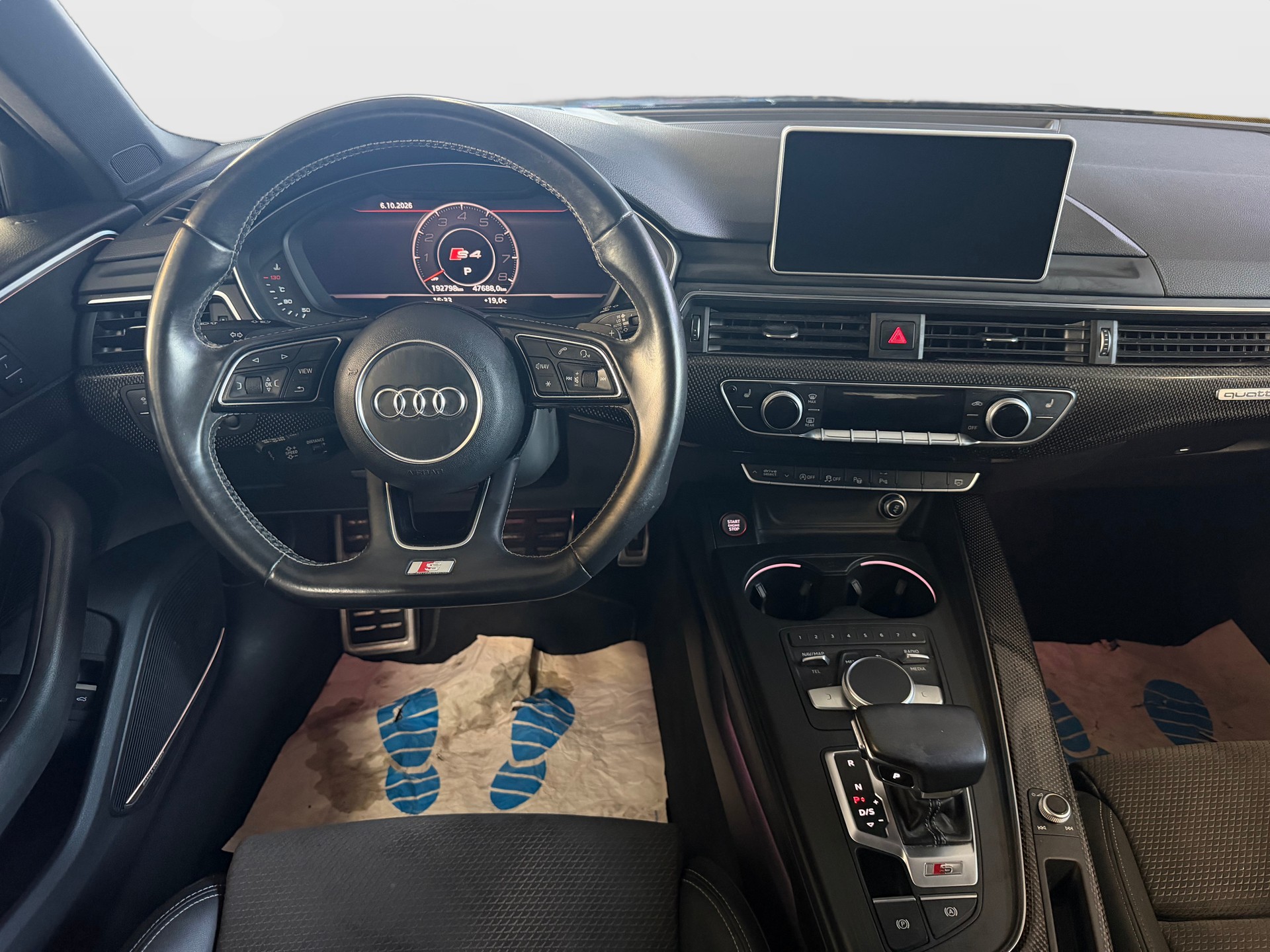 AUDI S4 Avant 3.0 TFSI quattro tiptronic | CH-Auto | Frisch MFK | Pano Dach | Bang & Olufsen | Matrix LED-image-11