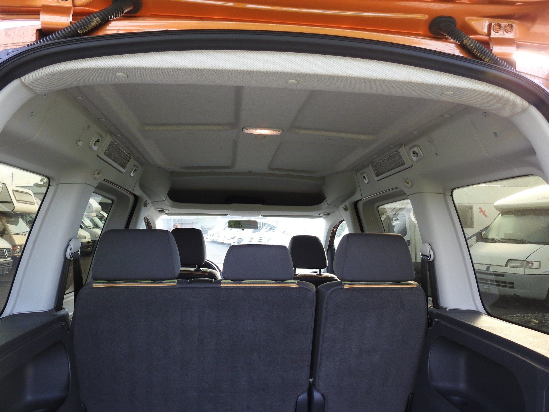 VW Caddy Maxi 2.0 EcoFuel-image-10