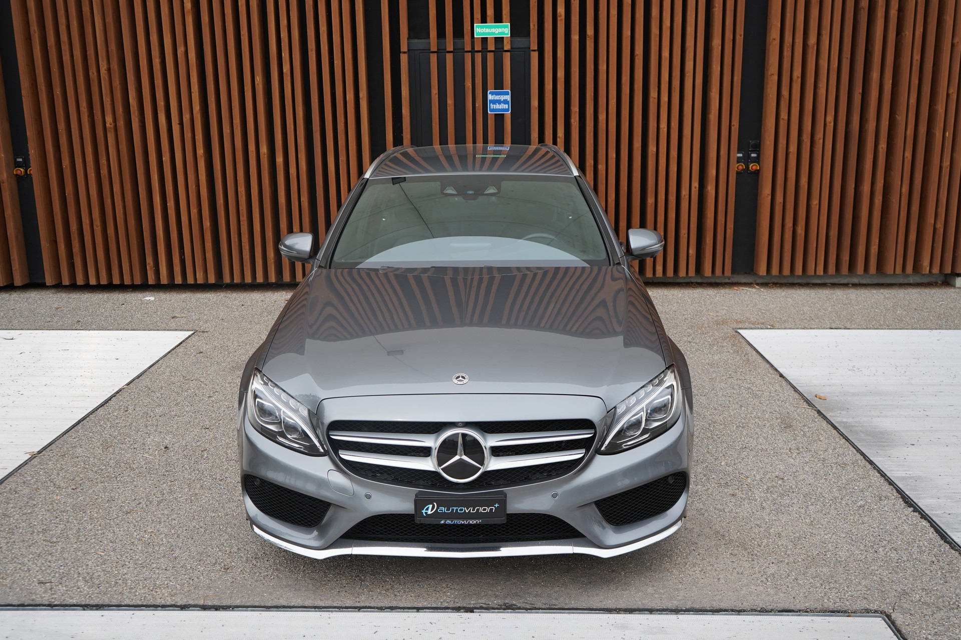 MERCEDES-BENZ C 250 d SWISS STAR AMG LINE 4MATIC 9G-TRONIC l 204 PS-image-13