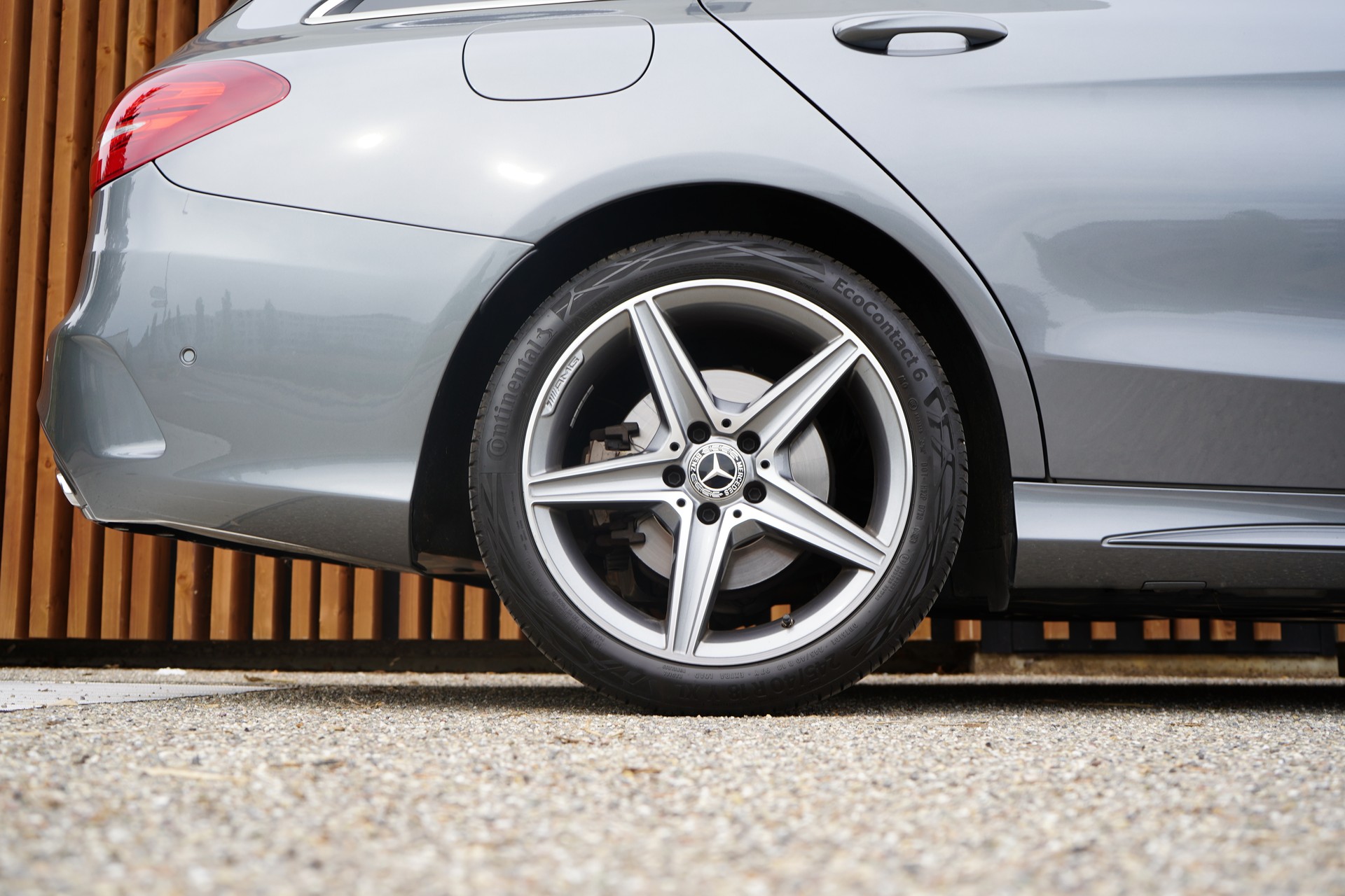 MERCEDES-BENZ C 250 d SWISS STAR AMG LINE 4MATIC 9G-TRONIC l 204 PS-image-18
