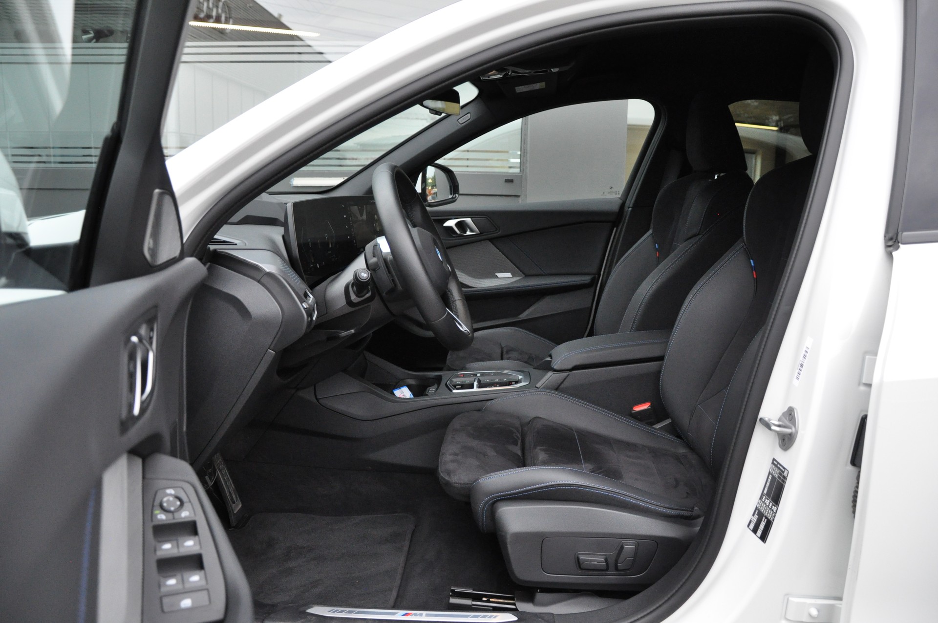 BMW 120 M Sport Pro Steptronic-image-16