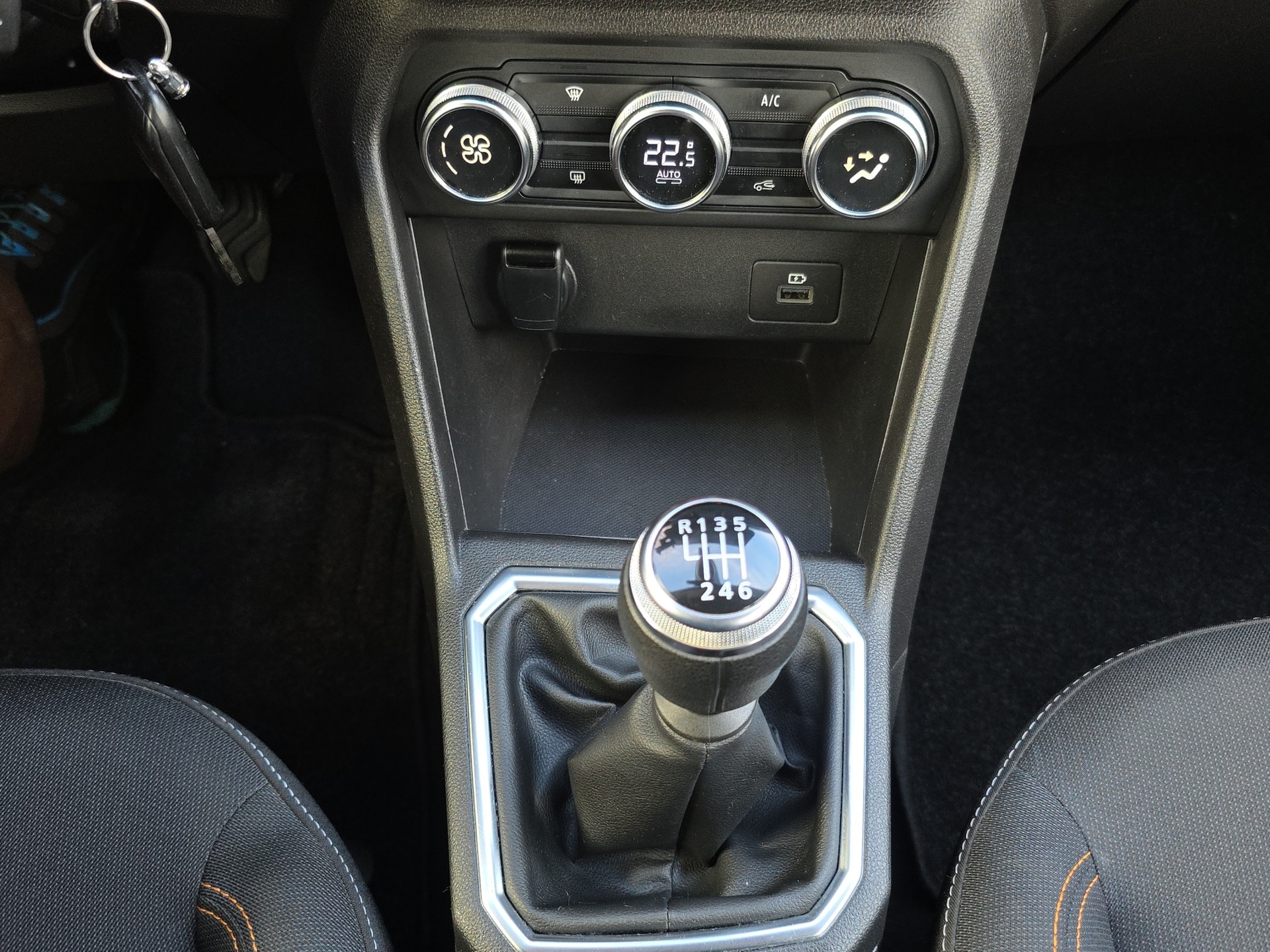 DACIA Sandero Stepway TCe 90 Comfort-image-14