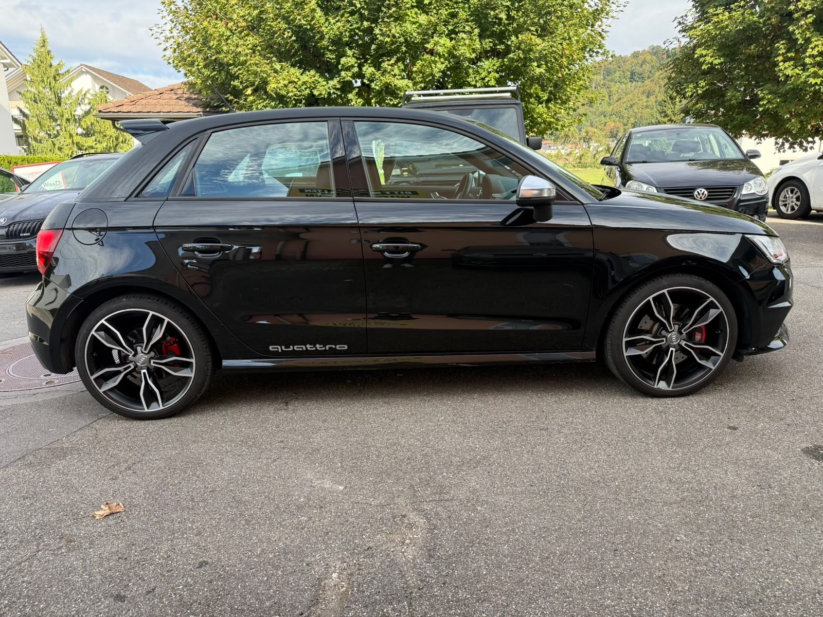 AUDI S1 Sportback 2.0 TFSI quattro-image-3