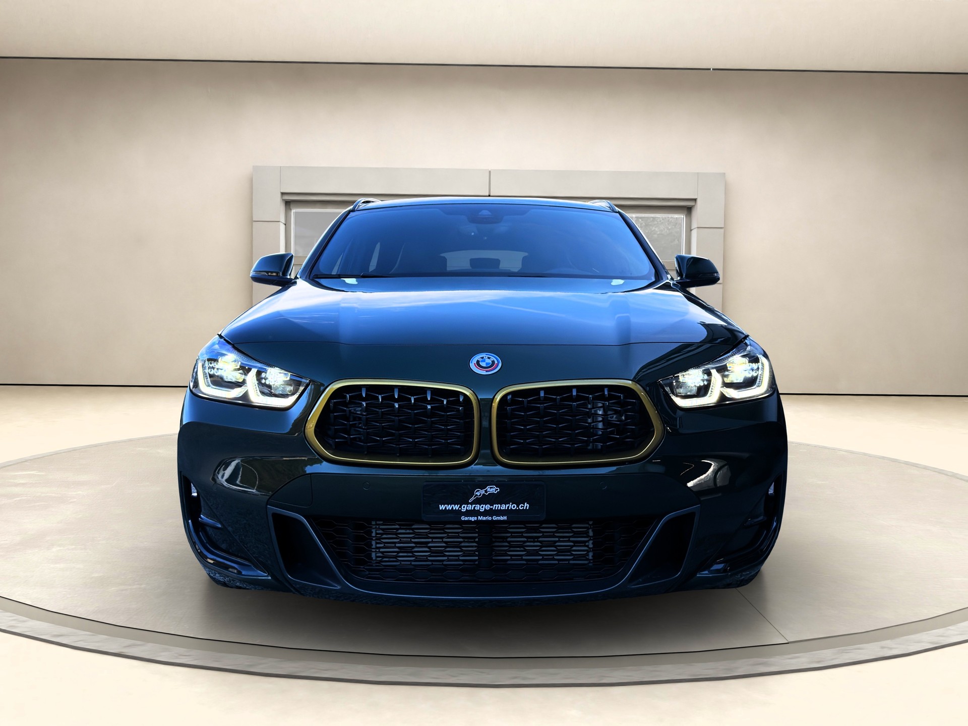 BMW X2 M35i❗GoldPlay-Edition❗Steptronic ✅CH-Fahrzeug & TOP-Ausstattung✅-image-1
