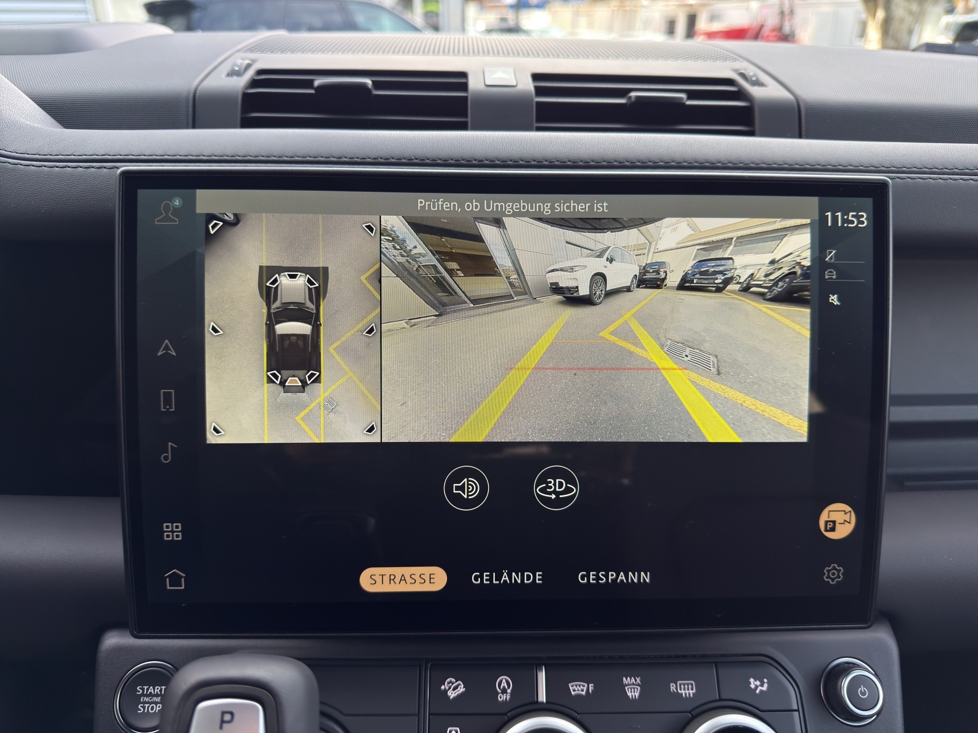 LAND ROVER Defender 90 3.0 D I6 250 X-Dynamic SE-image-12