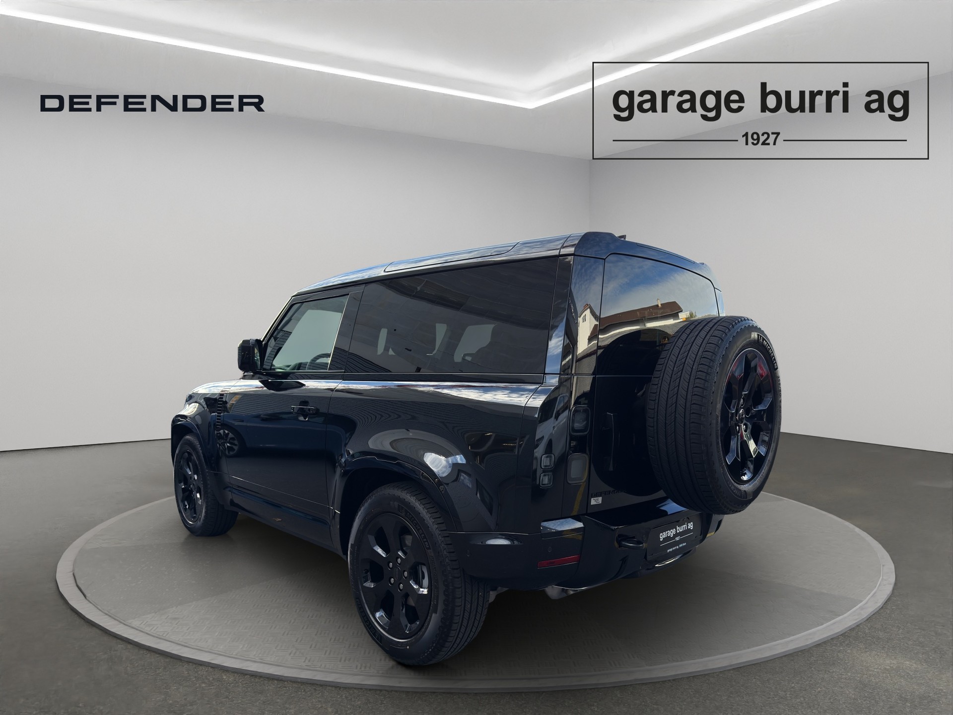 LAND ROVER Defender 90 3.0 D I6 250 X-Dynamic SE-image-1