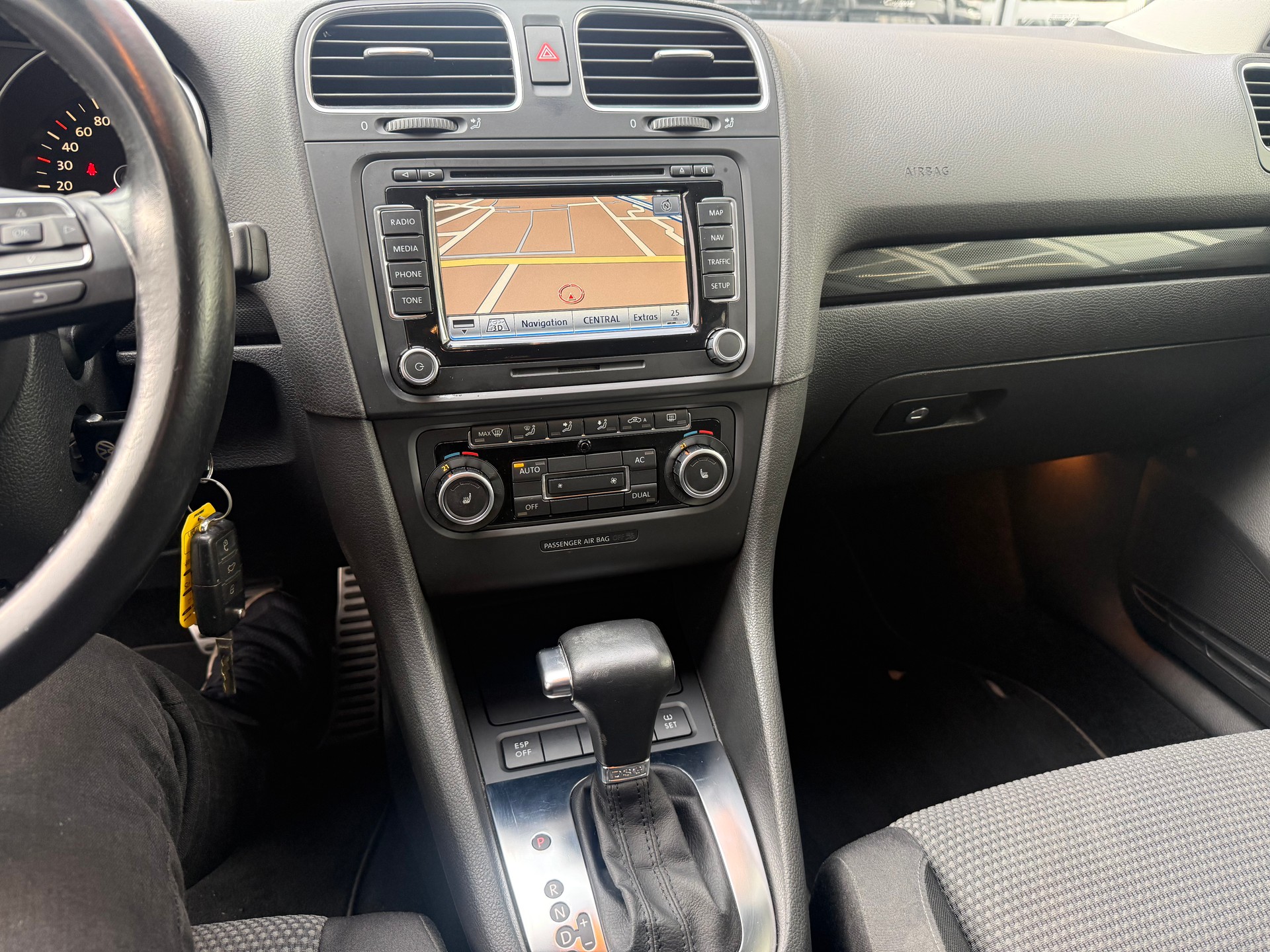 VW Golf 1.4 TSI Comfortline DSG-image-5