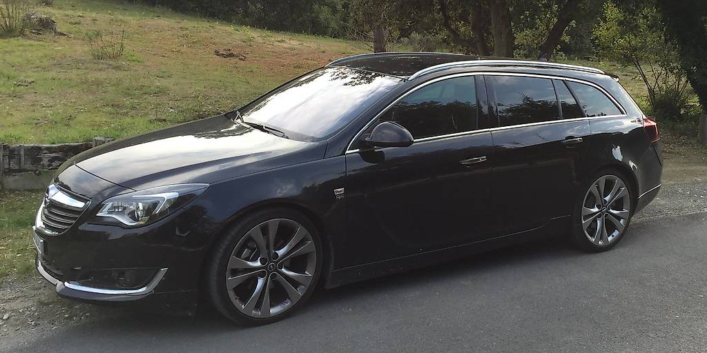 OPEL Insignia Sports Tourer 2.0 CDTI Sport-image-0