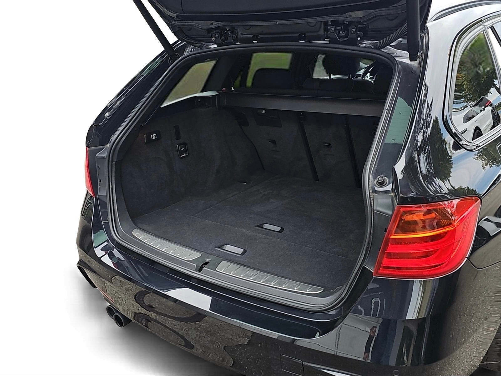 BMW 328i xDrive Touring Steptronic-image-8