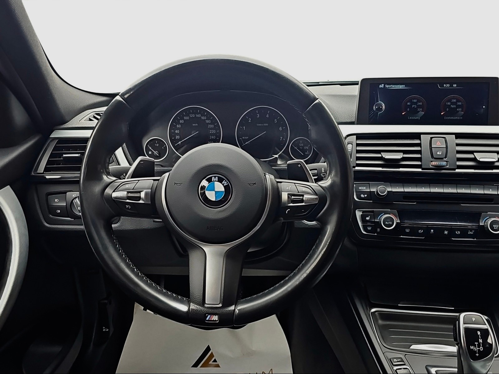 BMW 328i xDrive Touring Steptronic-image-13