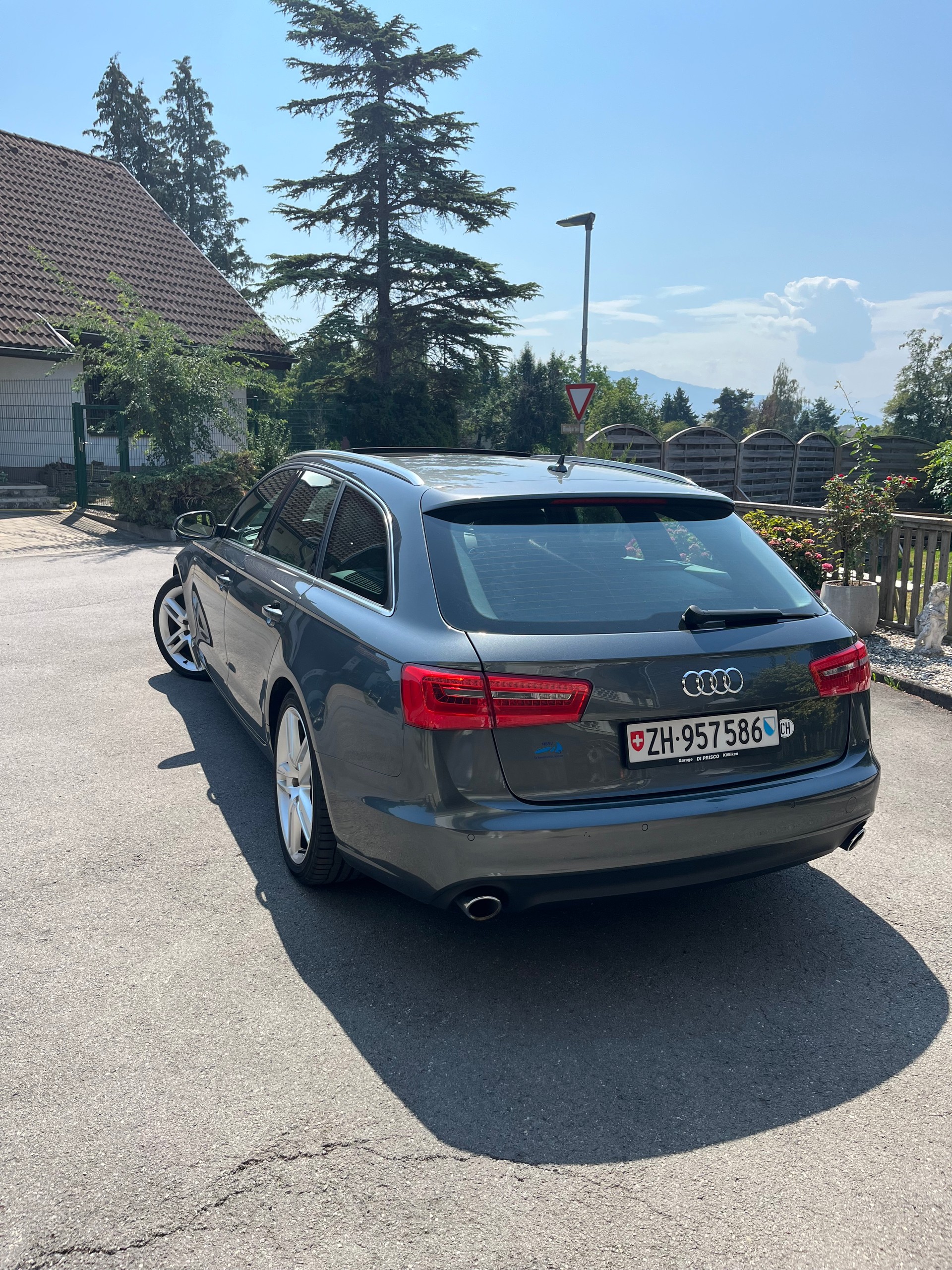 AUDI 3.0 V6 TDI 204 quattro S-Tr.-image-3