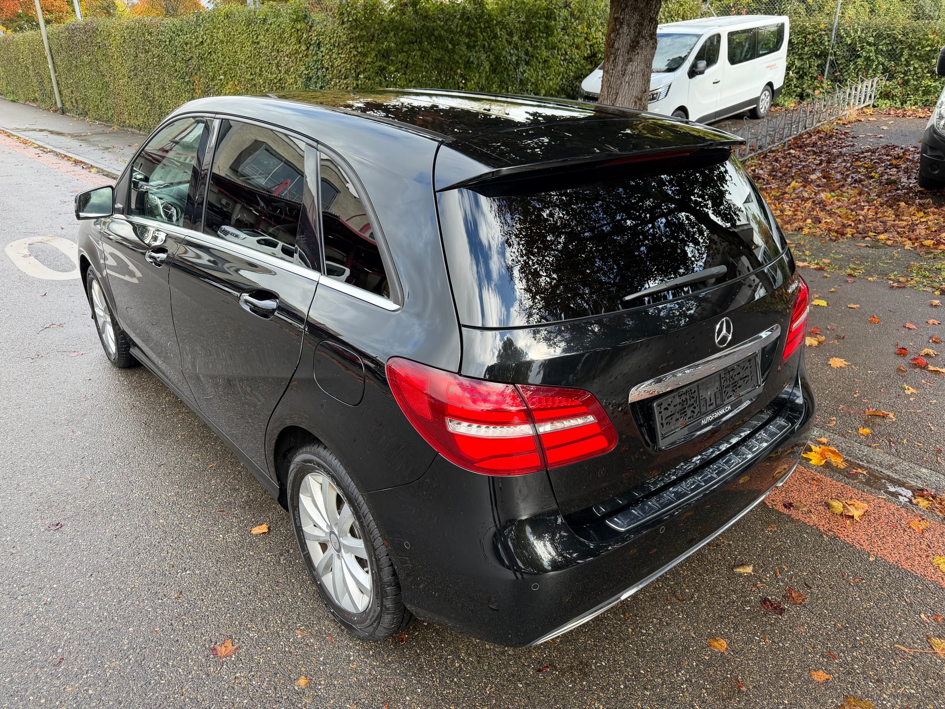MERCEDES-BENZ B 220 CDI Style 4Matic 7G-DCT-image-6