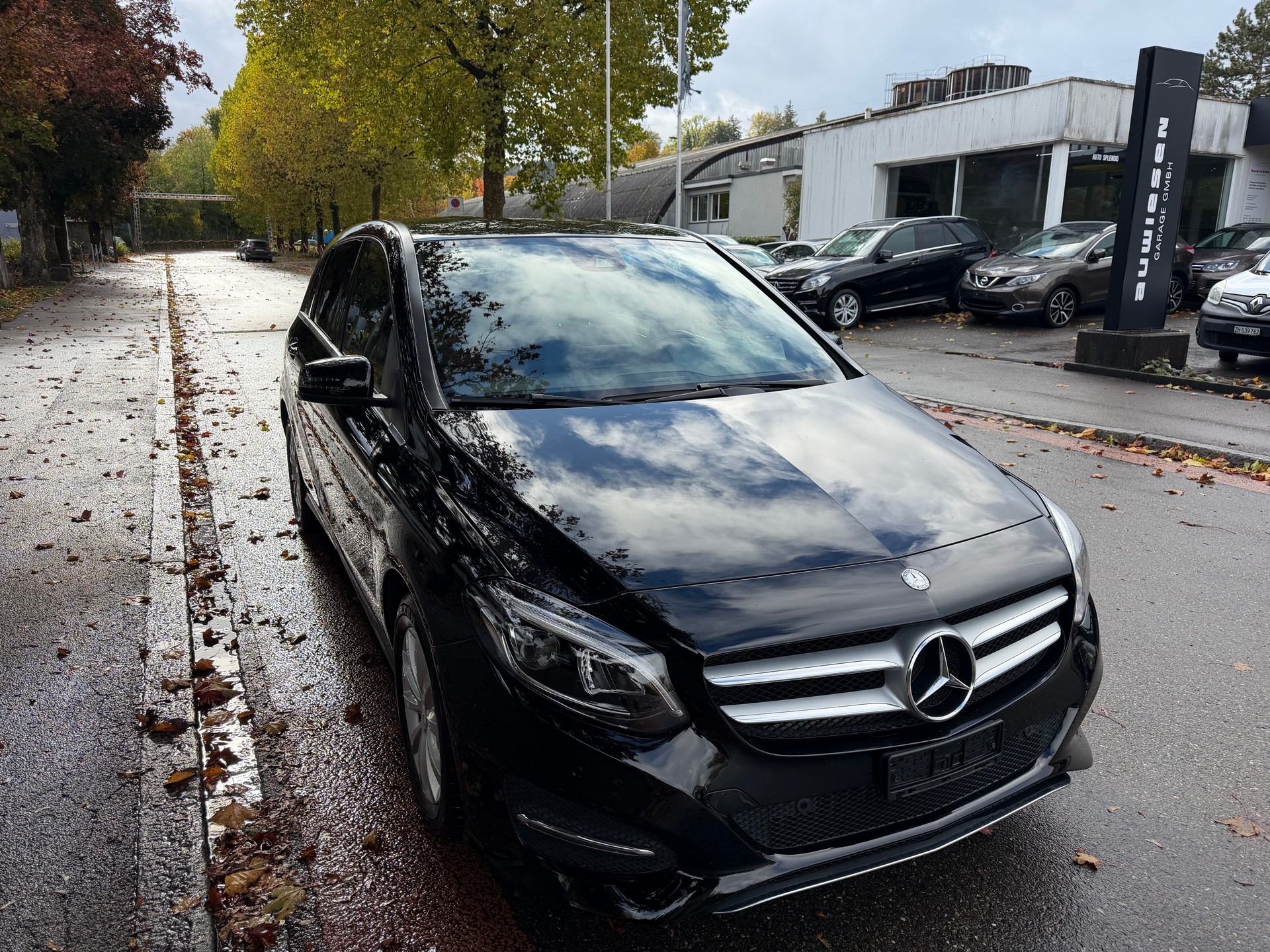 MERCEDES-BENZ B 220 CDI Style 4Matic 7G-DCT-showroom-element-2