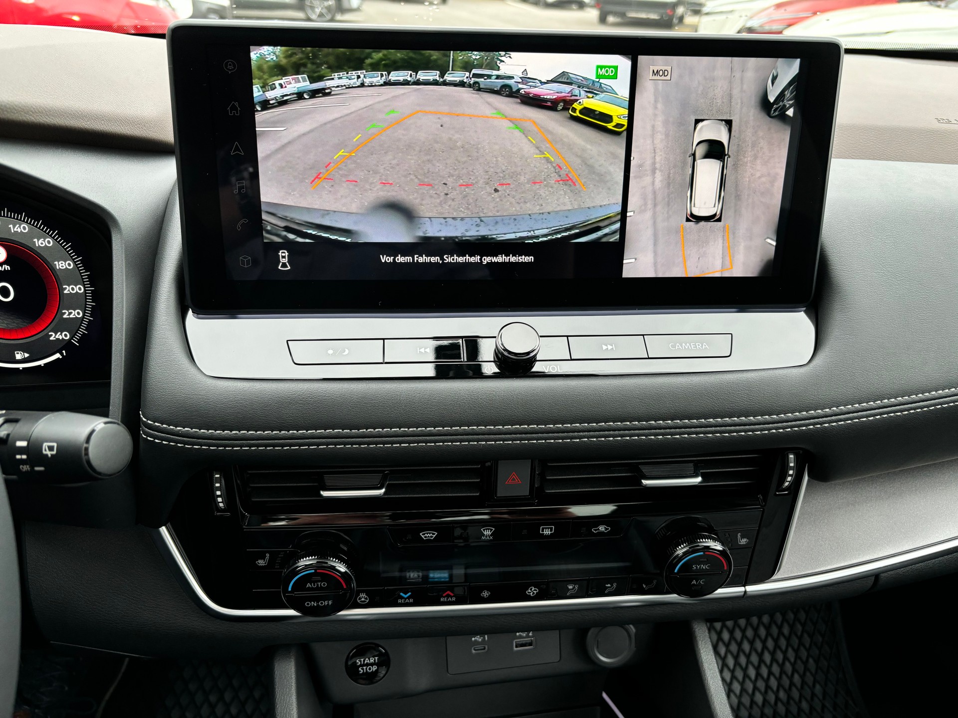 NISSAN X-Trail 1.5 e-Power N-Connecta Sunroof-image-12