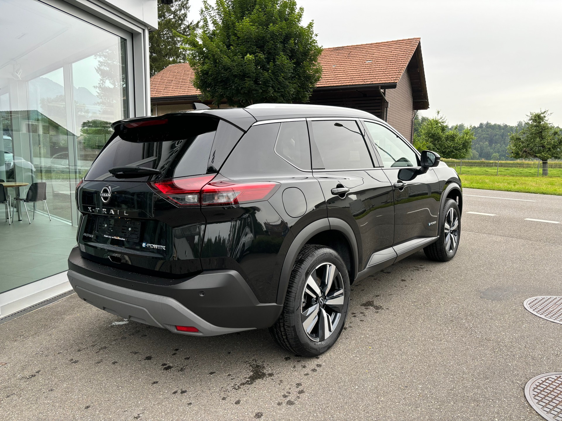 NISSAN X-Trail 1.5 e-Power N-Connecta Sunroof-image-3