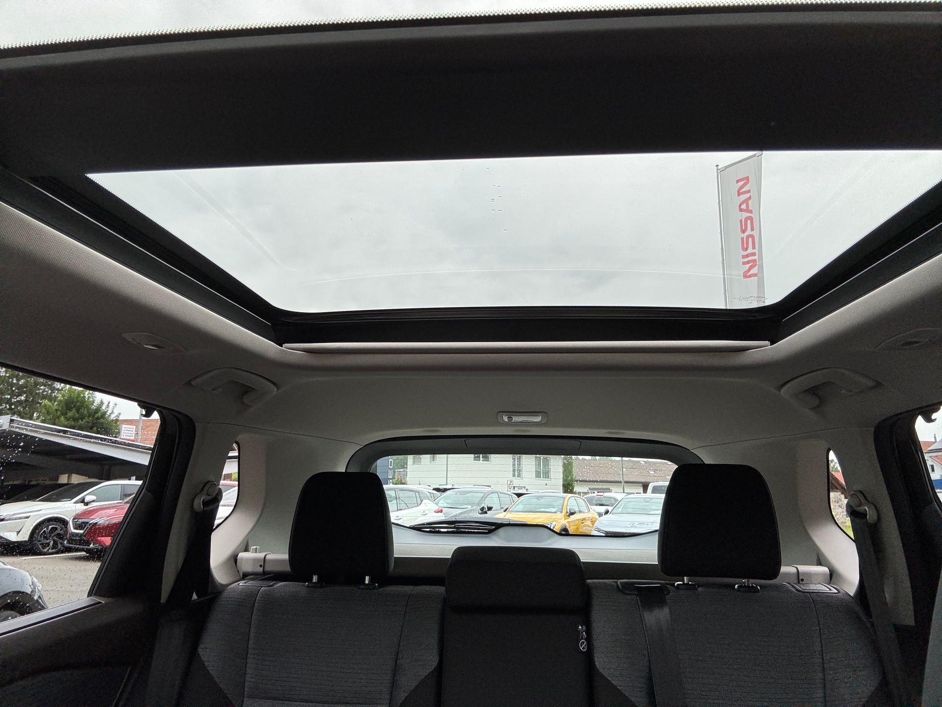 NISSAN X-Trail 1.5 e-Power N-Connecta Sunroof-image-13