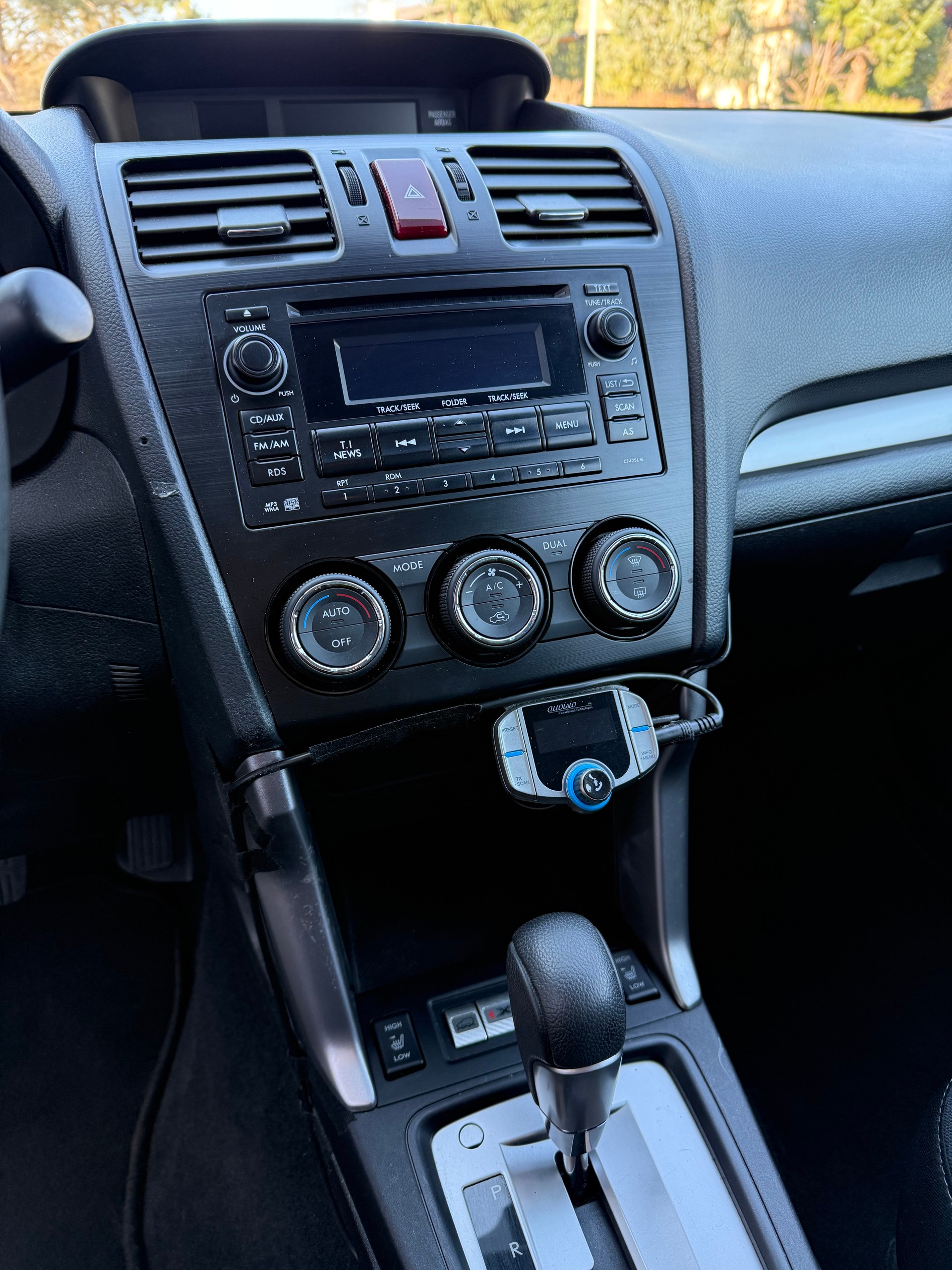 SUBARU Forester 2.0i Swiss Lineartronic-image-8