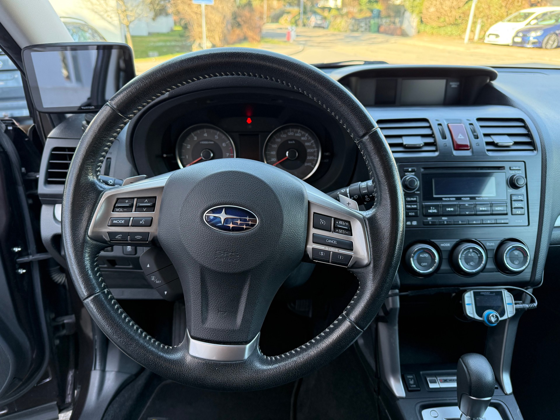 SUBARU Forester 2.0i Swiss Lineartronic-image-4