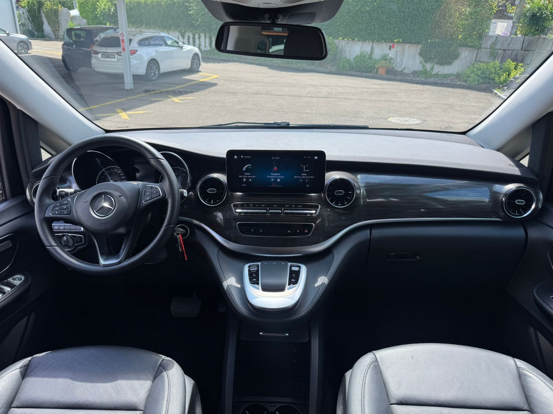 MERCEDES-BENZ V 250 d lang Avantgarde 4Matic G-Tronic-image-12