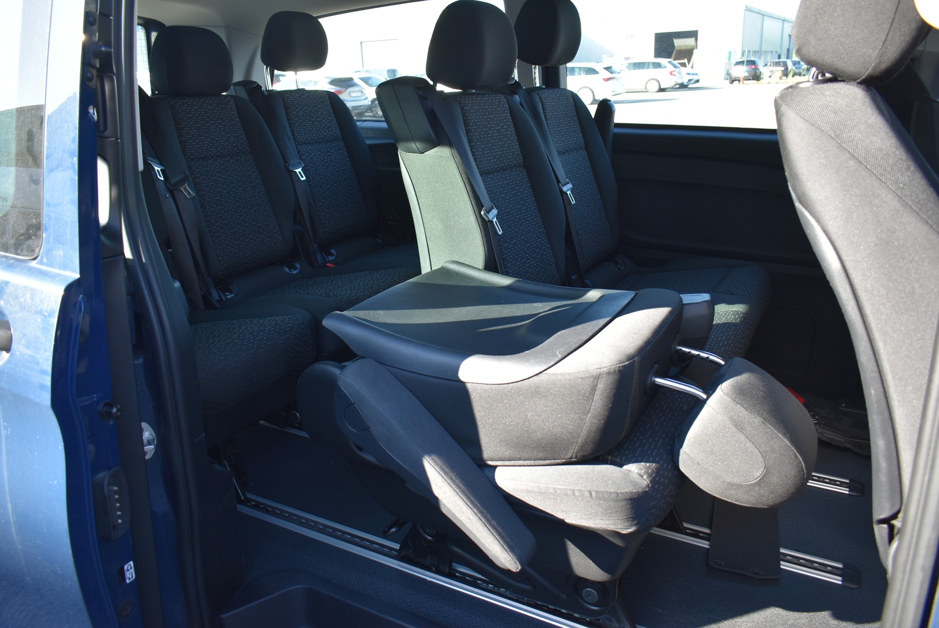 MERCEDES-BENZ Vito 114 CDI Lang Base Tourer FWD-image-3