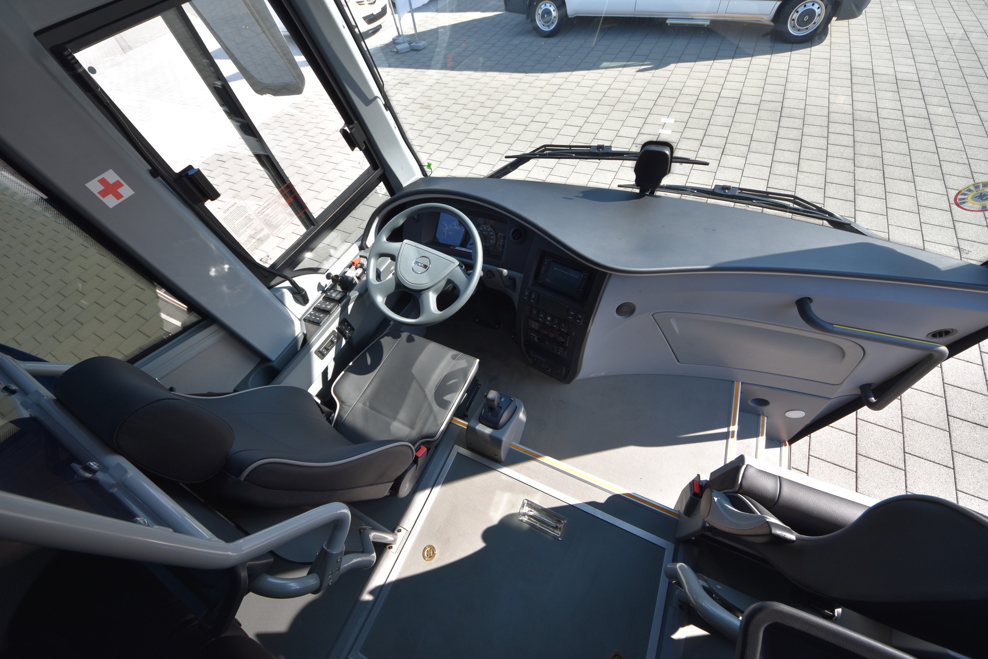 ISUZU Turquoise 770-image-6