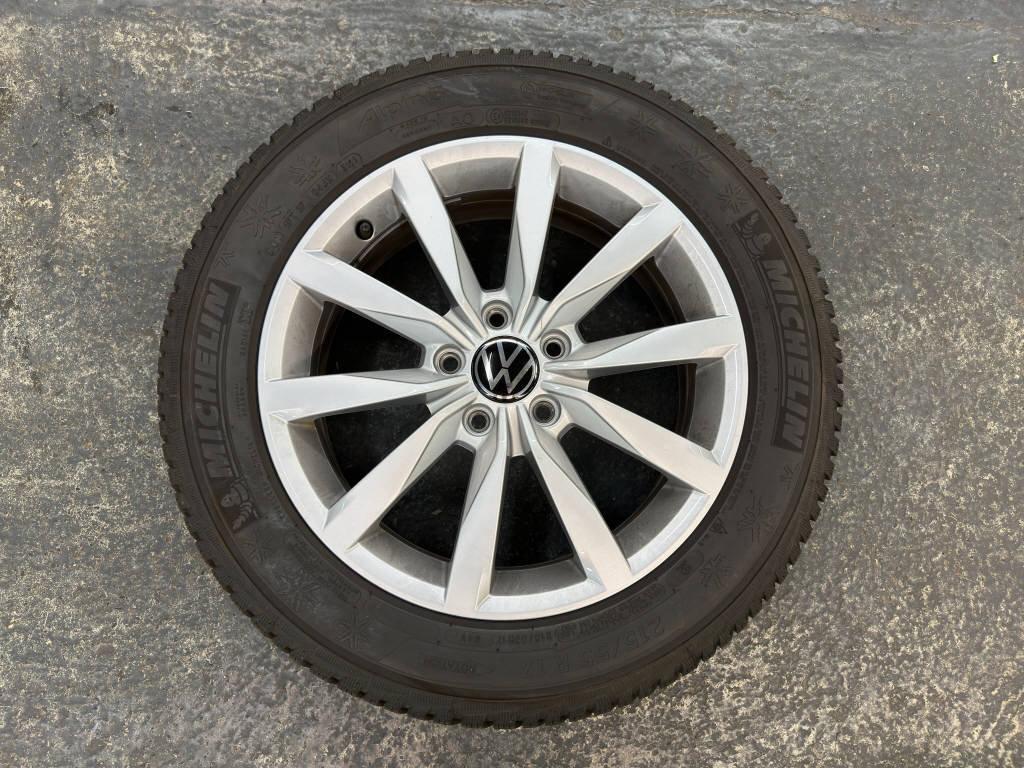 VW T-Roc 2.0 TSI R DSG 4motion-image-15