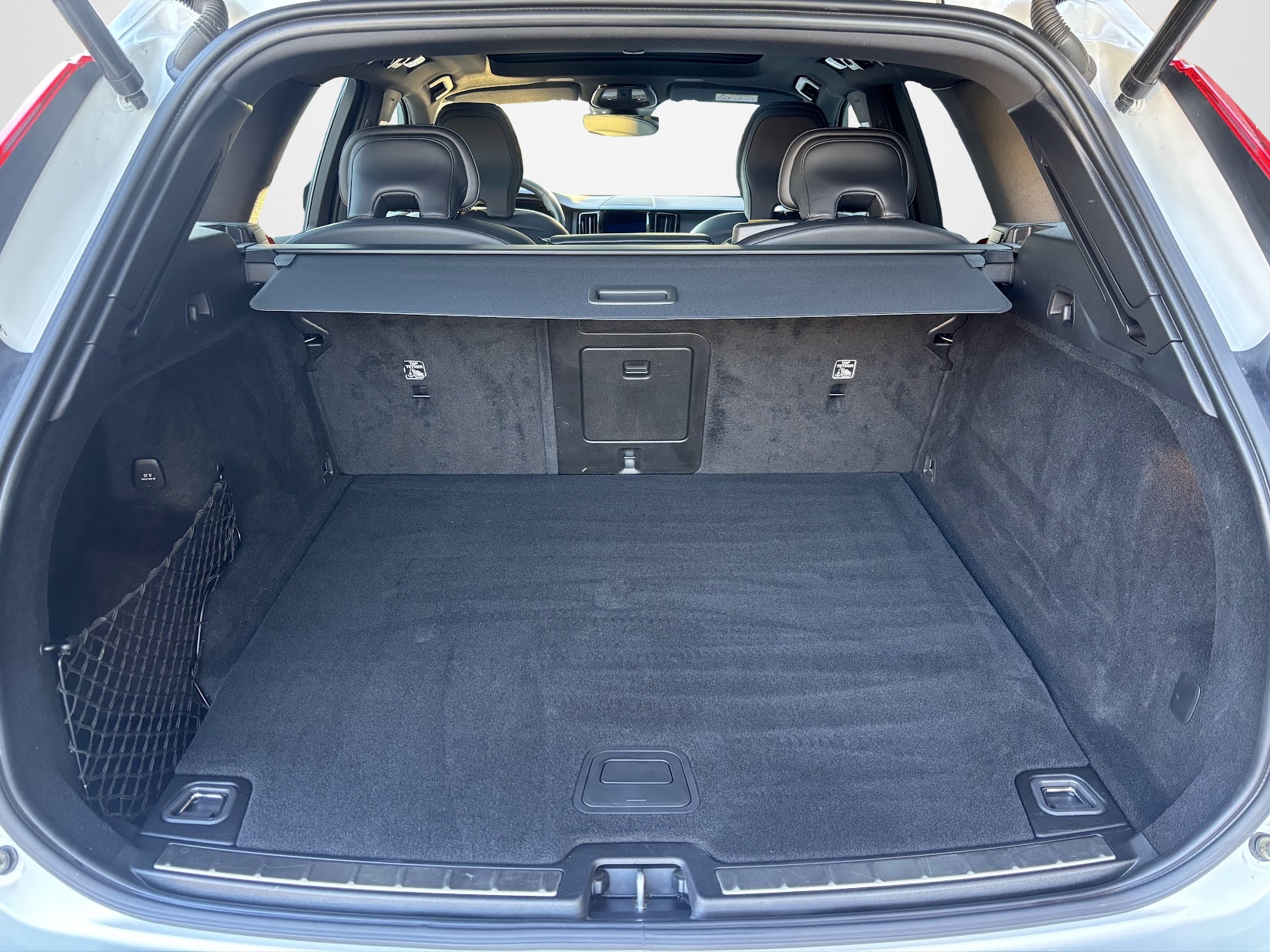 VOLVO XC60 T8 eAWD PluginHybrid Polestar Geartronic-image-13