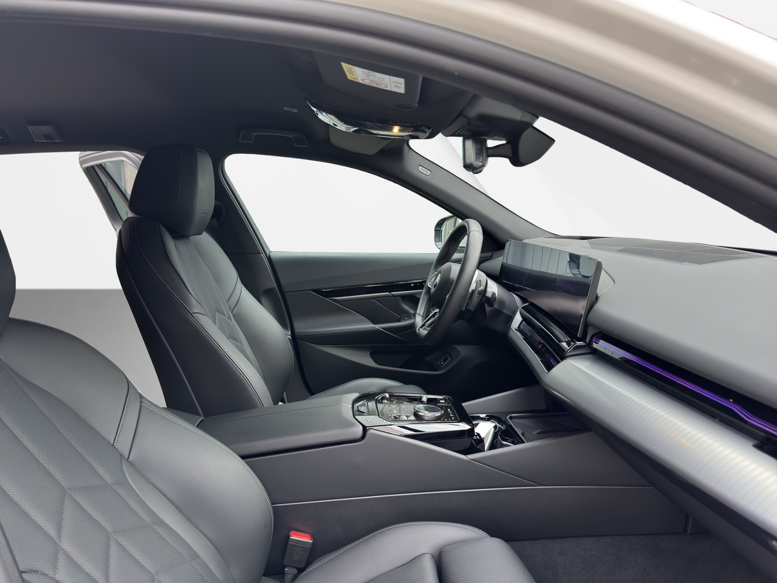 BMW 520d xDr 48V Tour M Sport-image-17