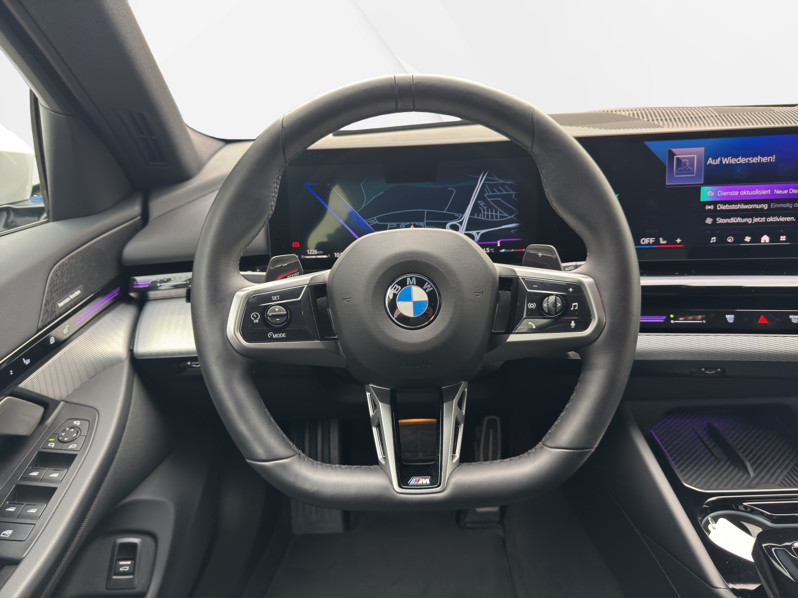 BMW 520d xDr 48V Tour M Sport-image-13