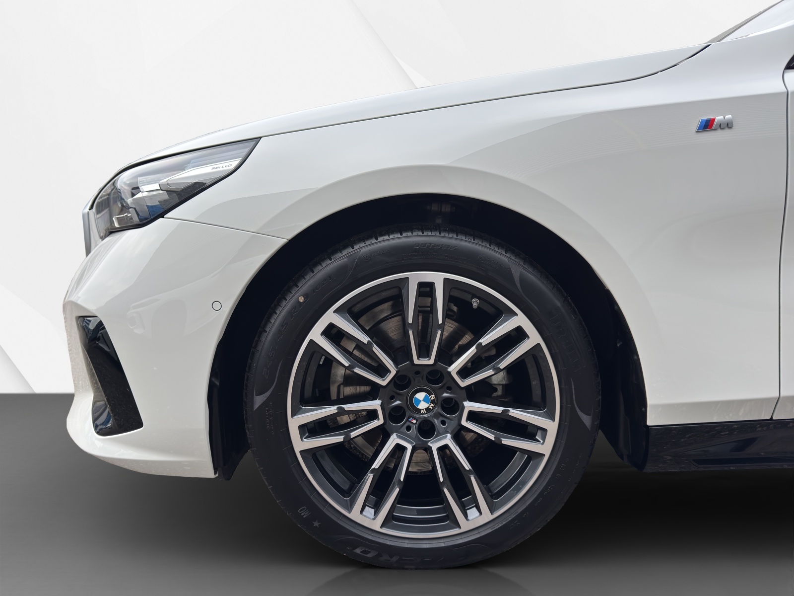 BMW 520d xDr 48V Tour M Sport-image-10