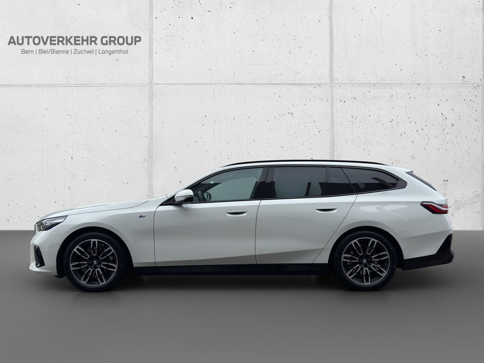 BMW 520d xDr 48V Tour M Sport-image-1