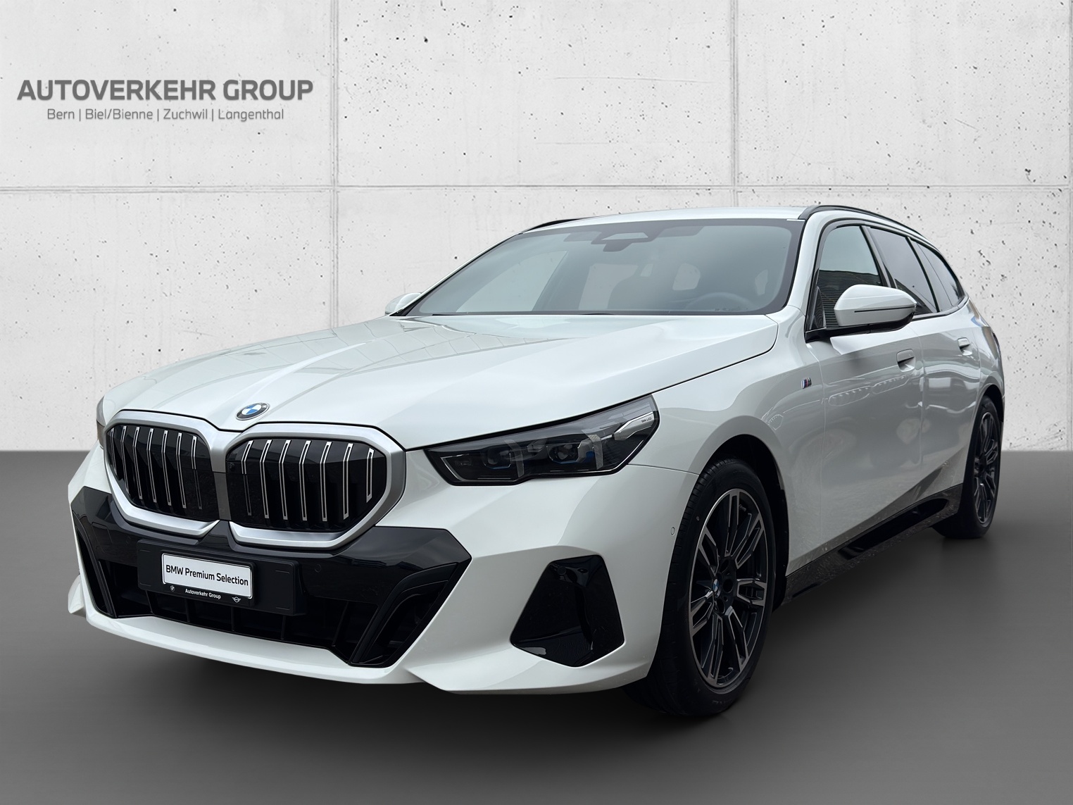 BMW 520d xDr 48V Tour M Sport-image-0