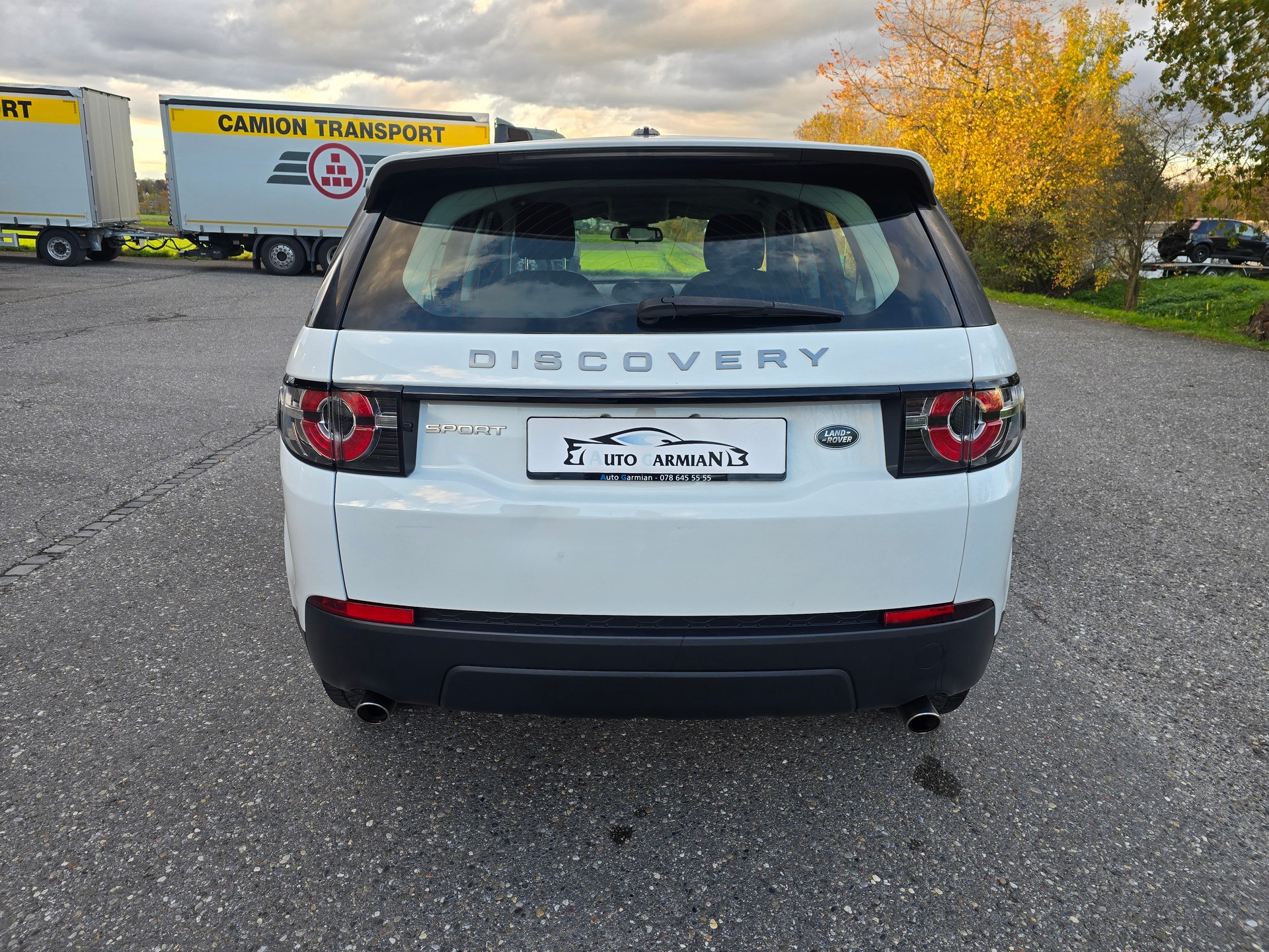 LAND ROVER Discovery Sport 2.0 TD4 SE AT9-image-3