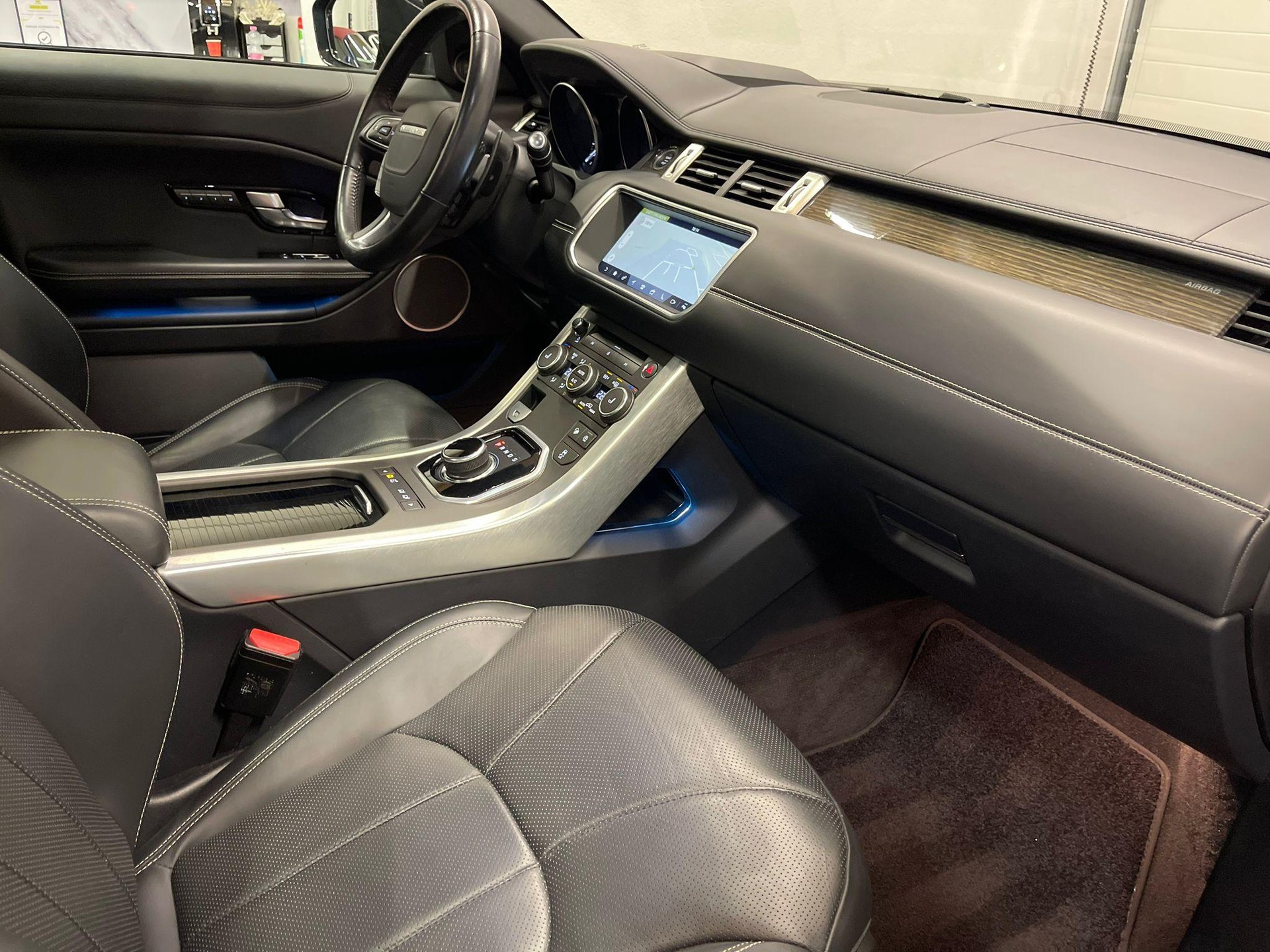 LAND ROVER Range Rover Evoque 2.0 Si4 Autobiography-image-10