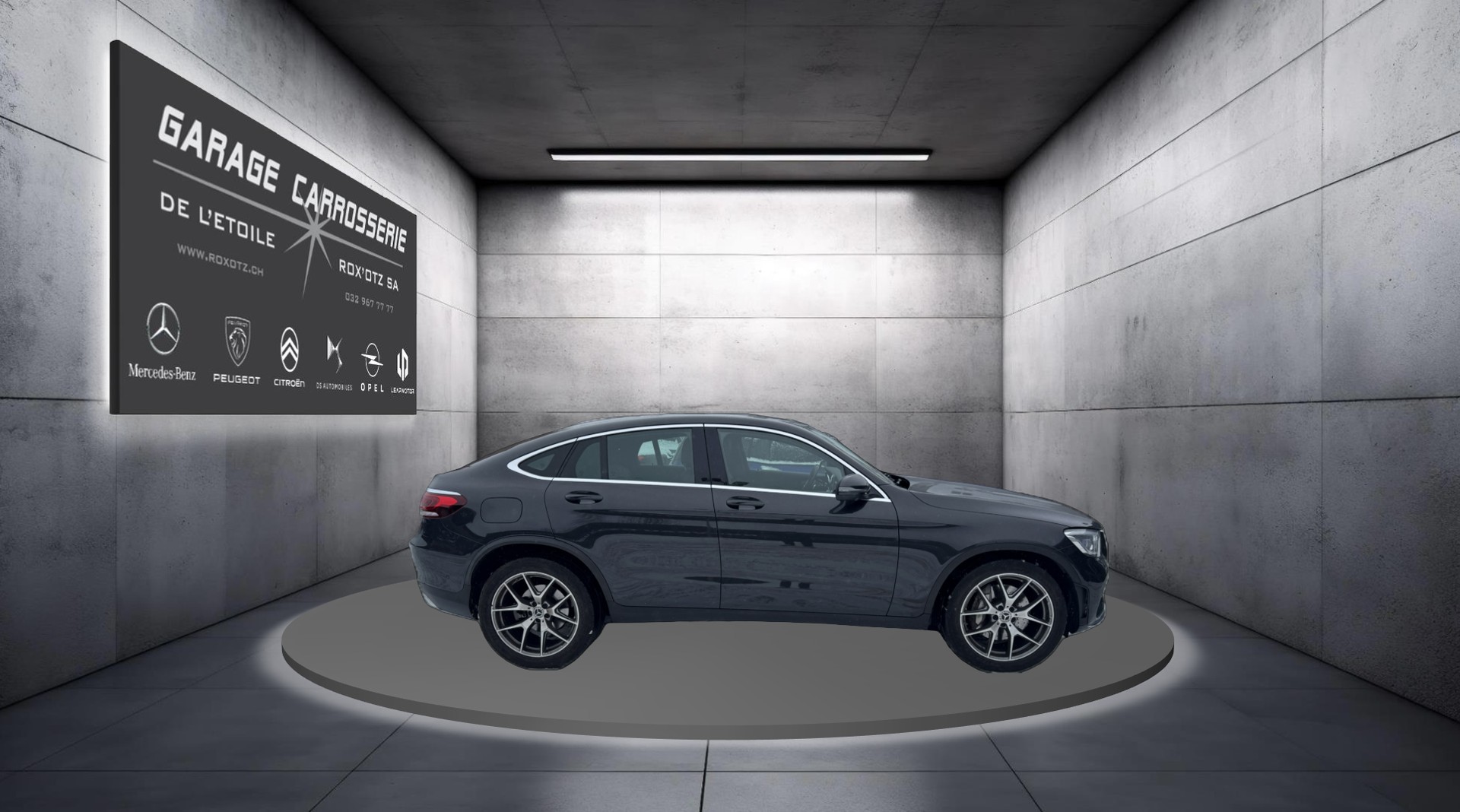 MERCEDES-BENZ GLC Coupe 200 AMG Line 4M-image-2