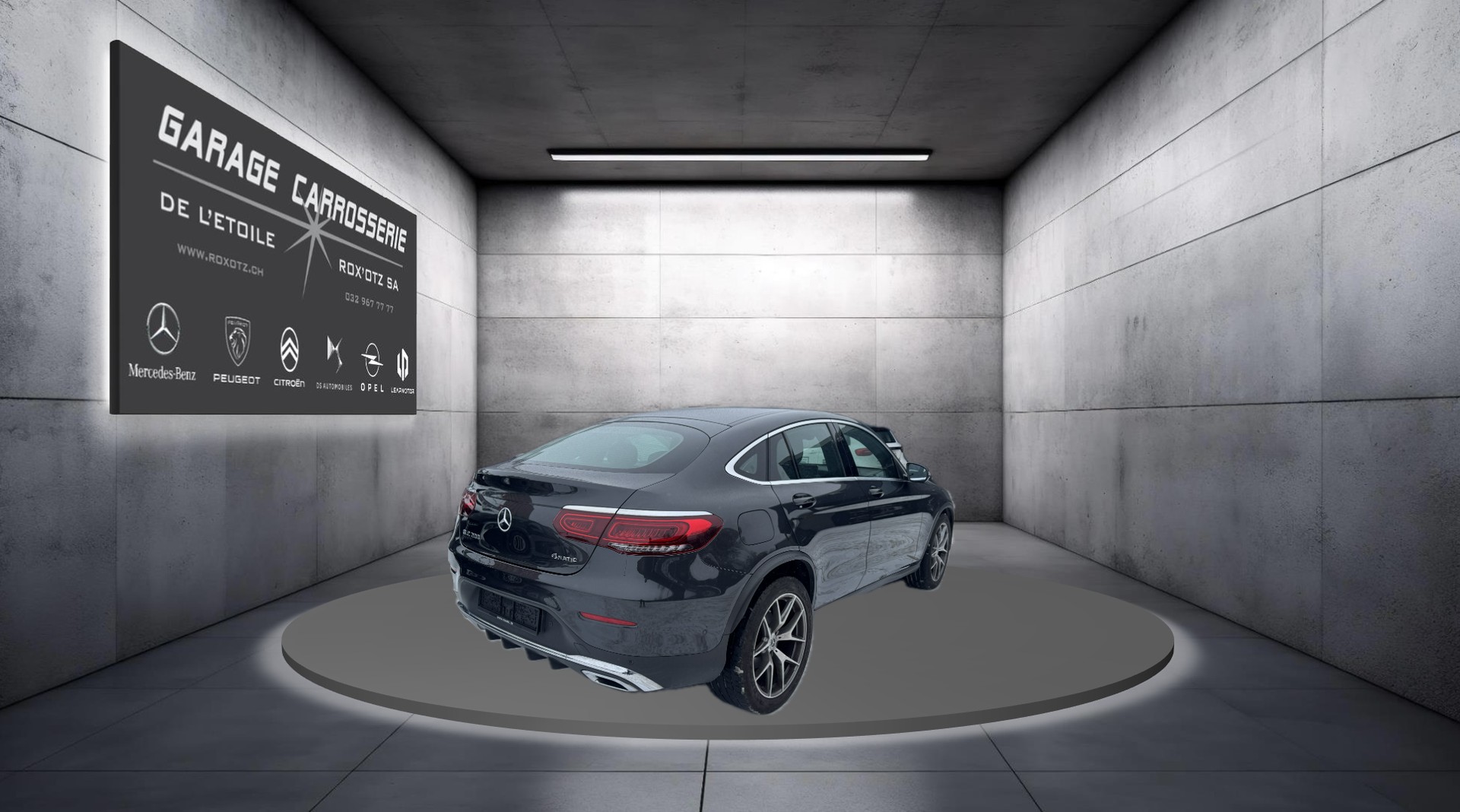 MERCEDES-BENZ GLC Coupe 200 AMG Line 4M-image-3