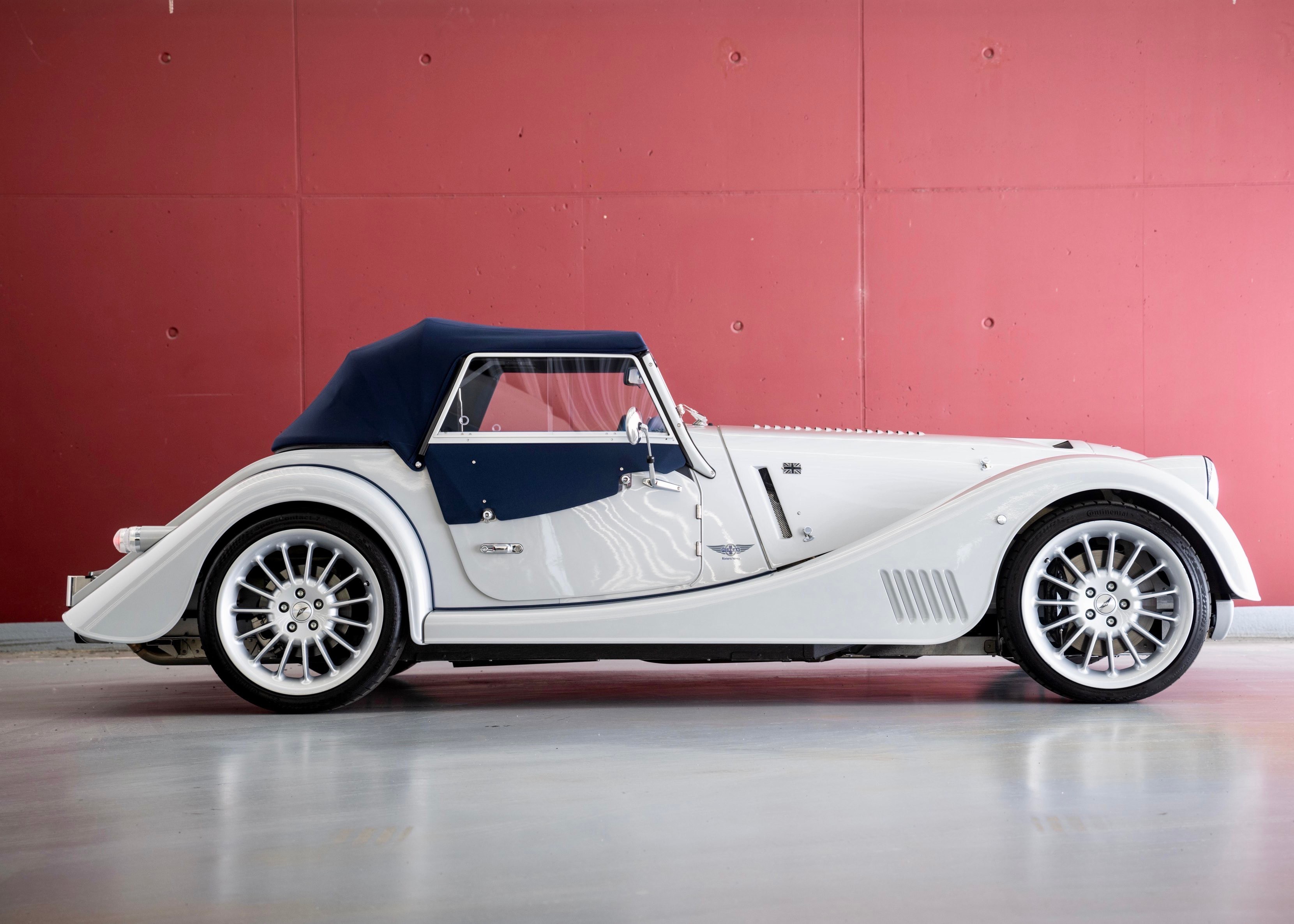 Image MORGAN PLUS-SIX Plus Six 3.0 Bespoke (Swiss Executive Car, as new, low mileage)