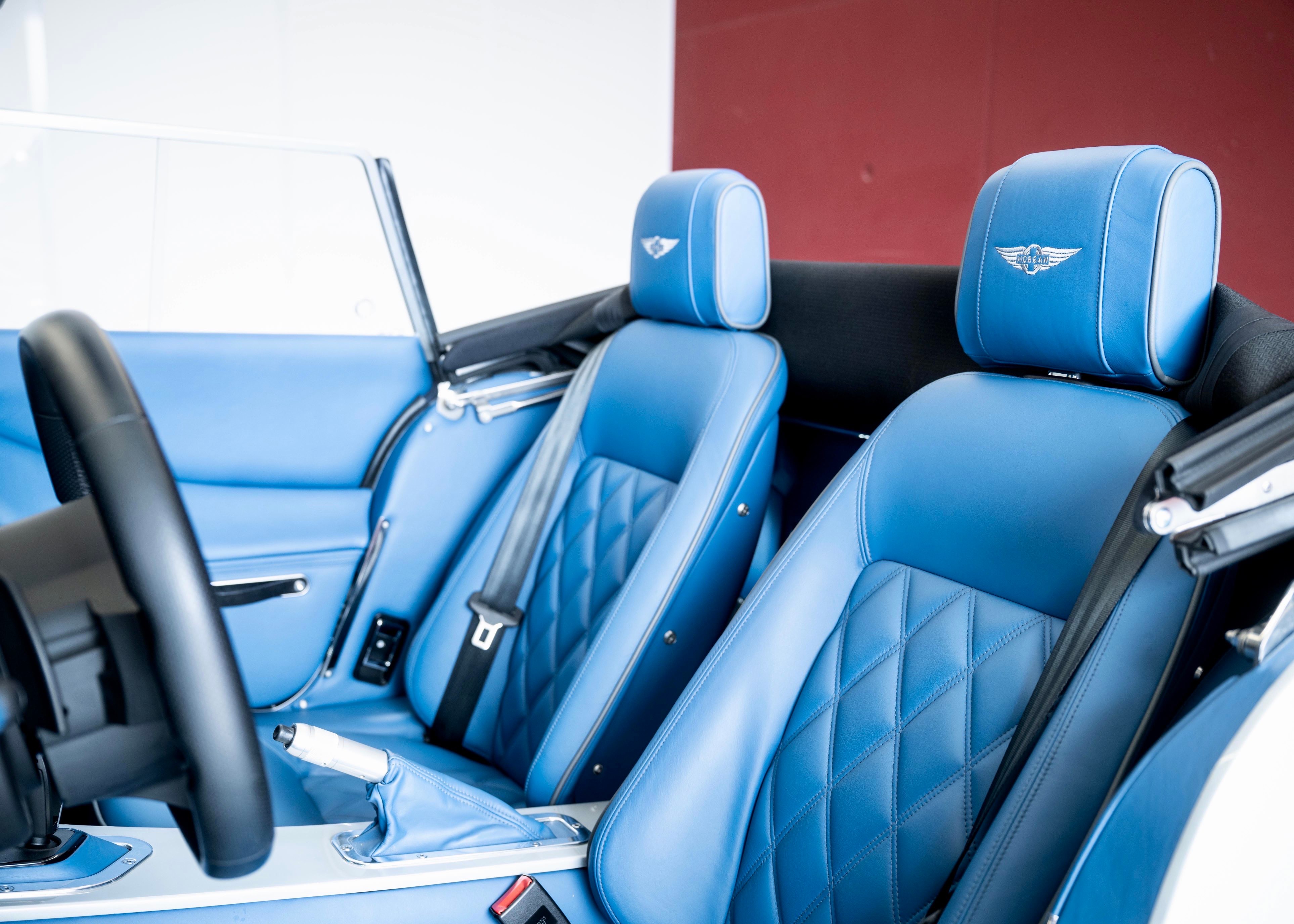 Image MORGAN PLUS-SIX Plus Six 3.0 Bespoke (Swiss Executive Car, as new, low mileage)