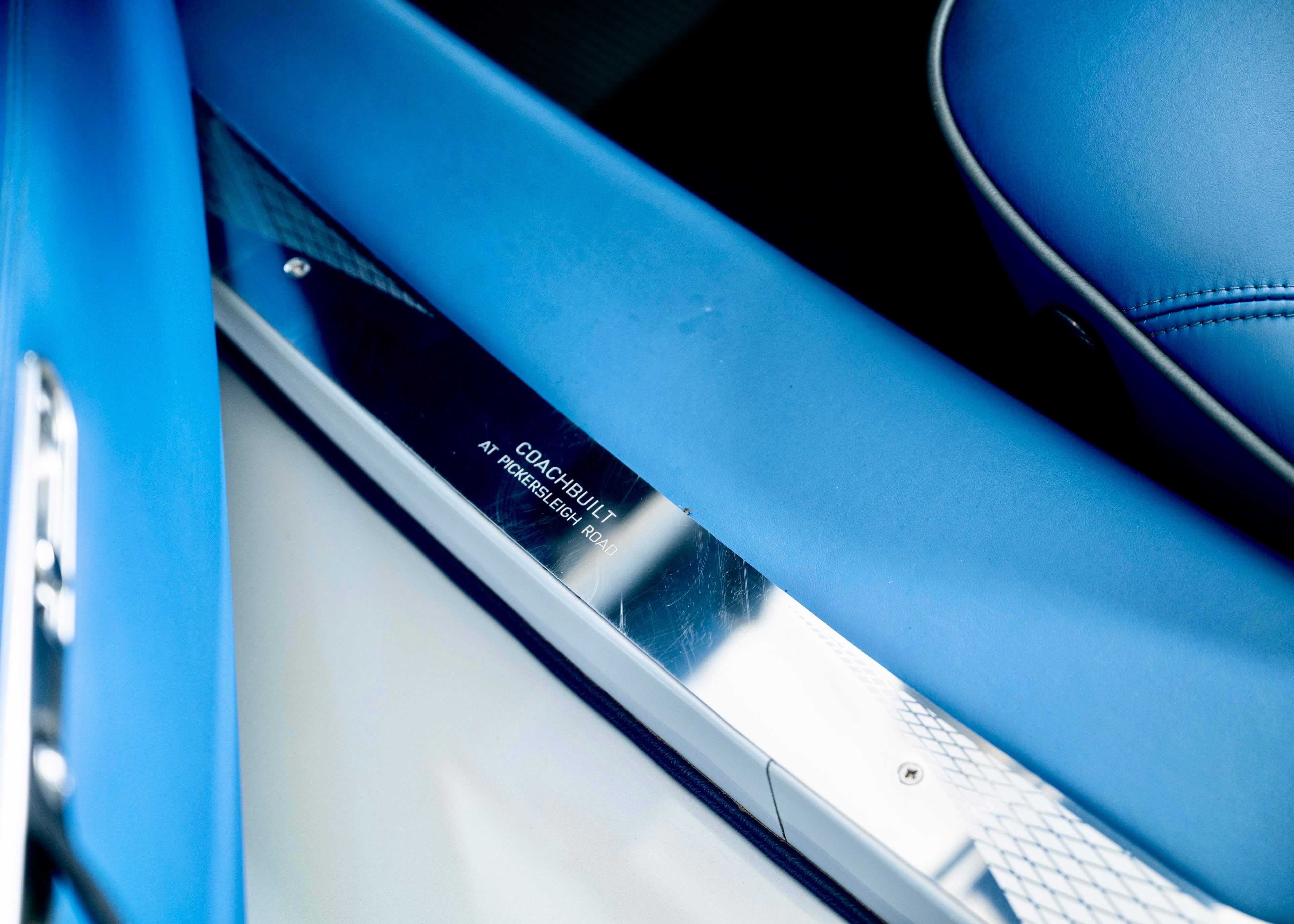 Image MORGAN PLUS-SIX Plus Six 3.0 Bespoke (Swiss Executive Car, as new, low mileage)