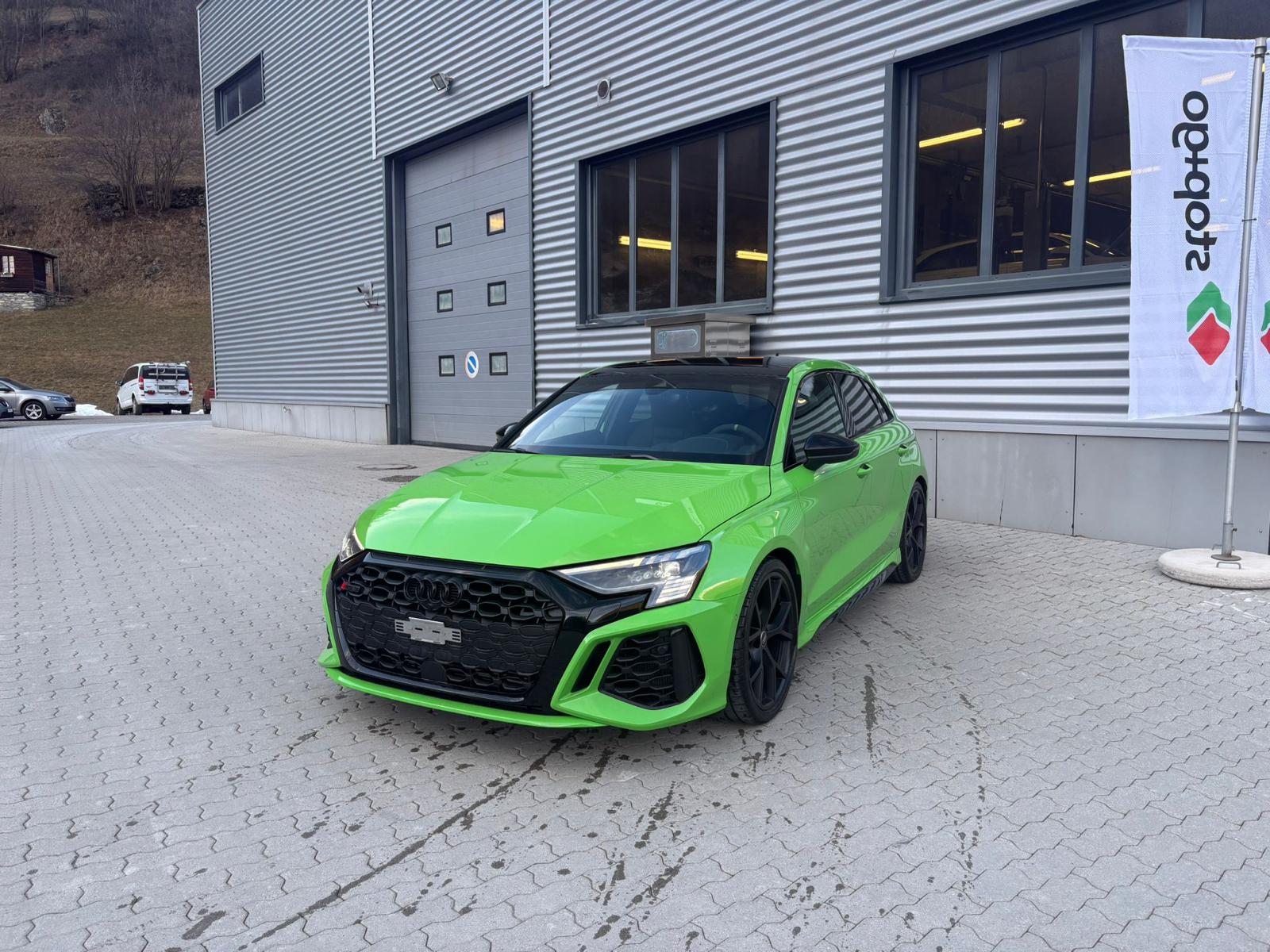 AUDI RS3 Sportback 2.5 TSI quattro S-tronic-image-0