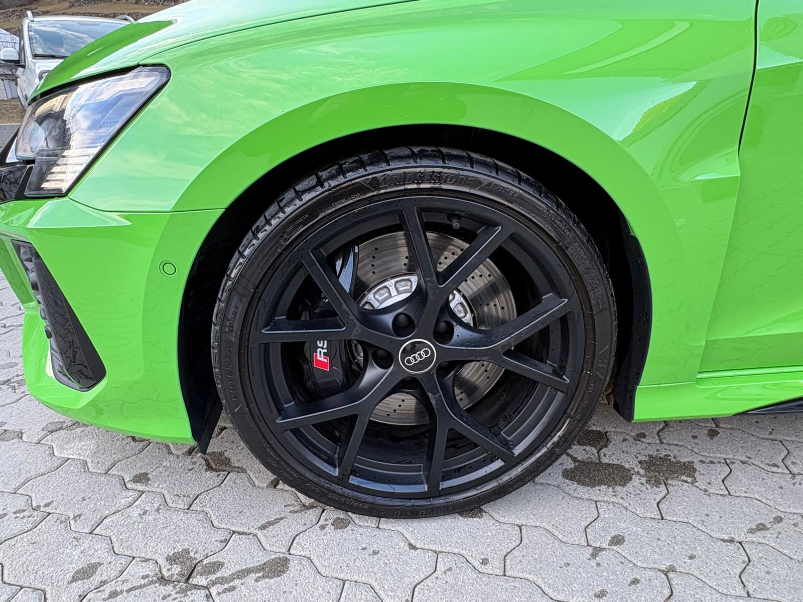 AUDI RS3 Sportback 2.5 TSI quattro S-tronic-image-2