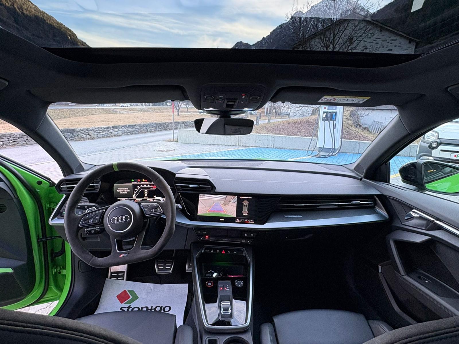AUDI RS3 Sportback 2.5 TSI quattro S-tronic-image-1